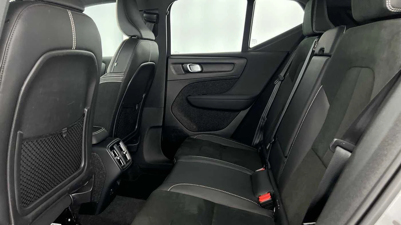 Volvo-XC40-image-8
