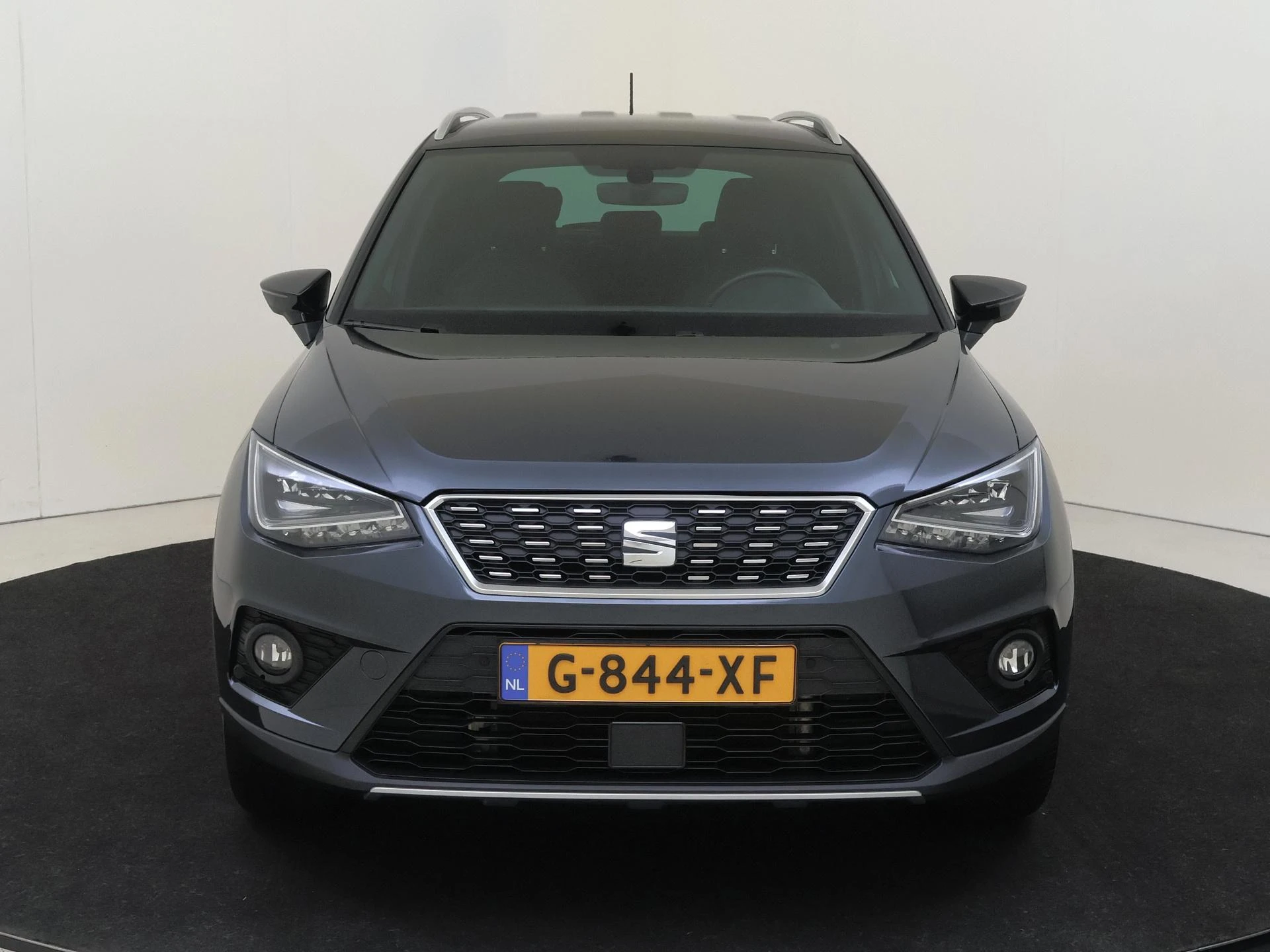 SEAT-Arona-image-5