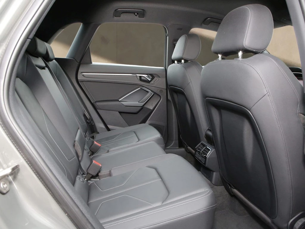 Audi Q3 35 TFSI S line VIRT*NAVI*RFK*MATRIX*LEDER*SHZ