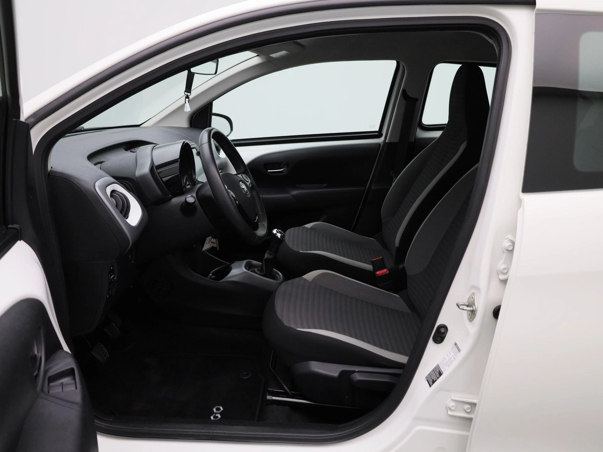 Toyota-Aygo-image-8