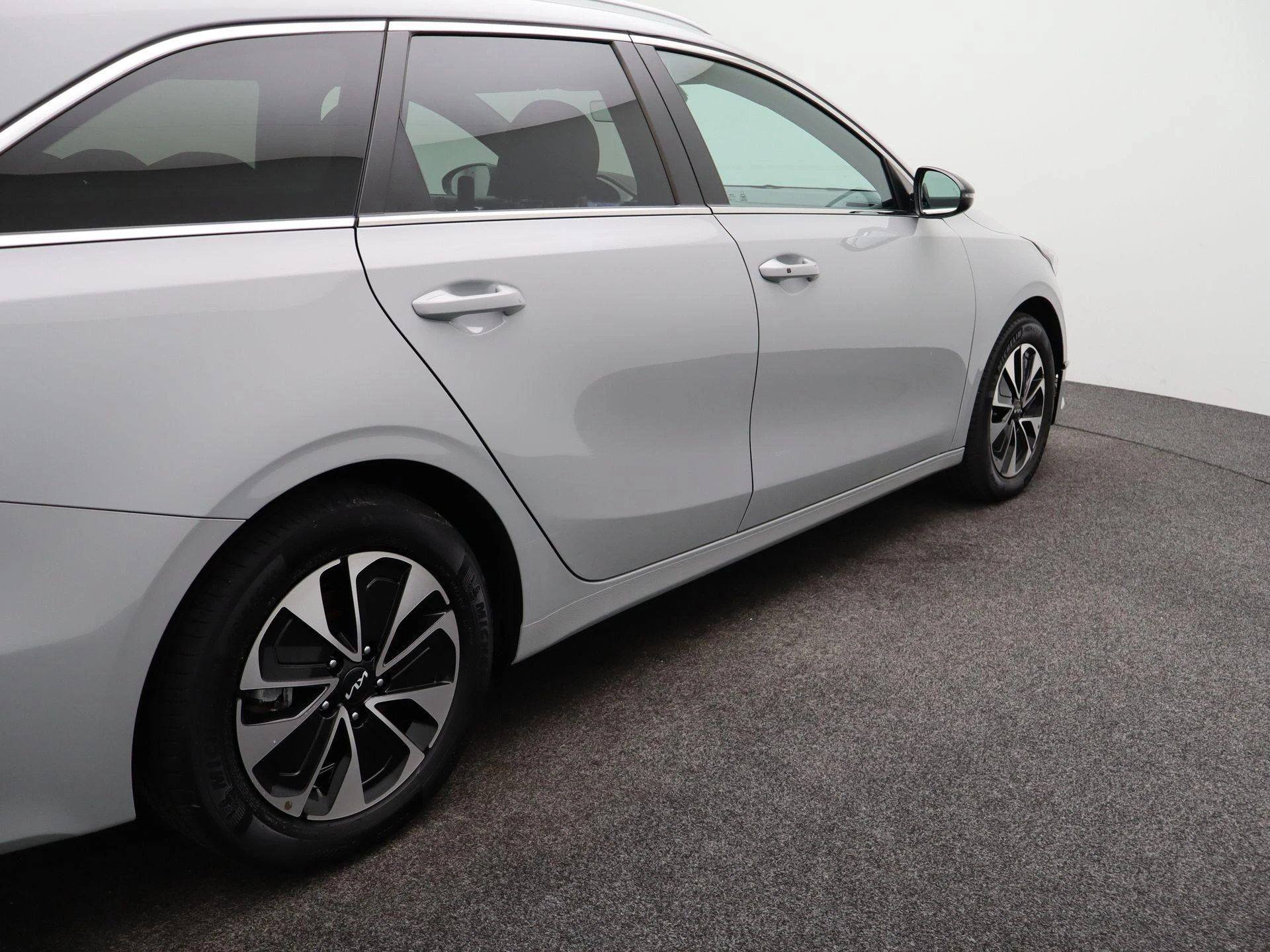 Kia-Ceed Sportswagon-image-43