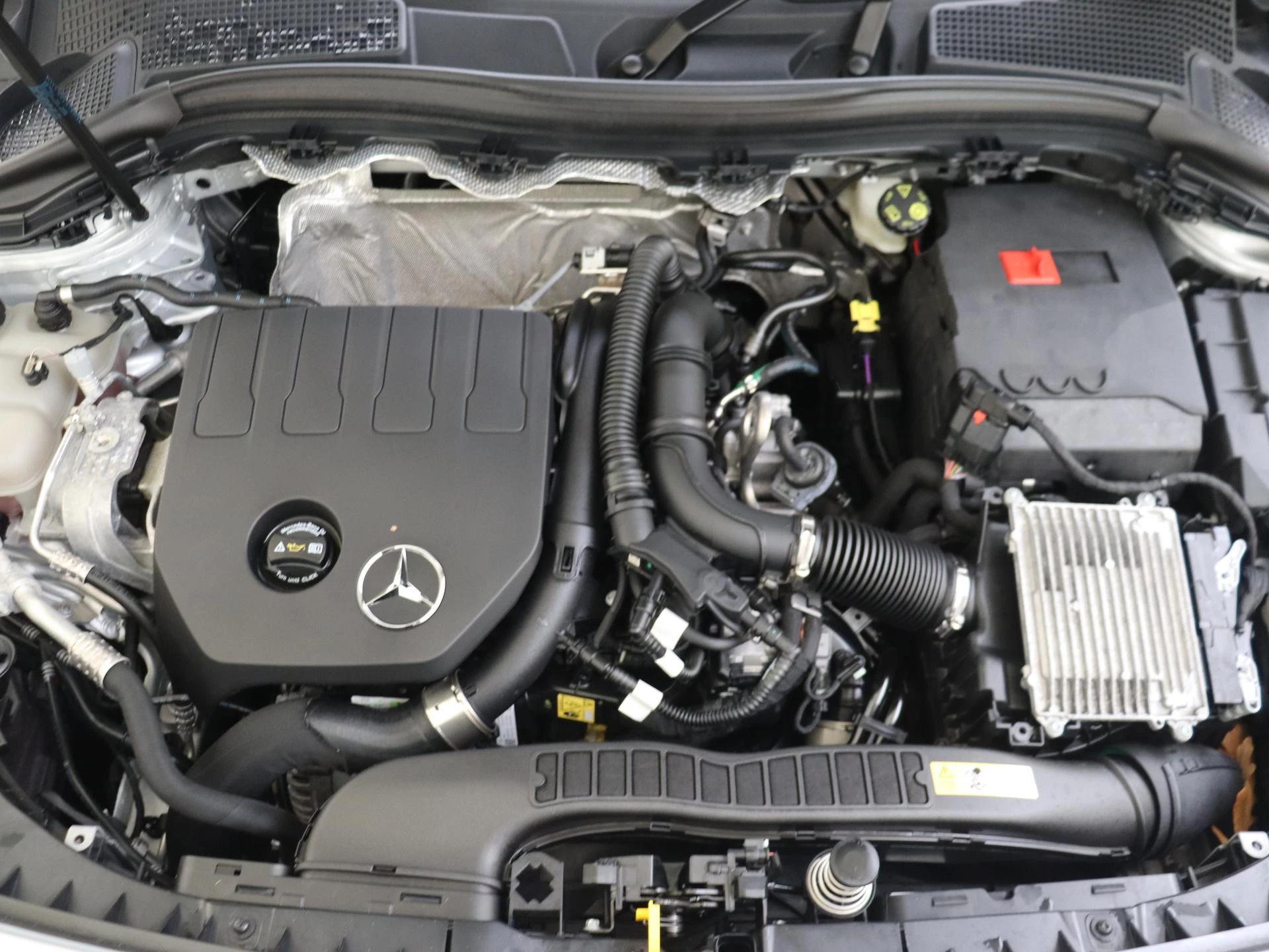 Mercedes-Benz-B-Klasse-image-4