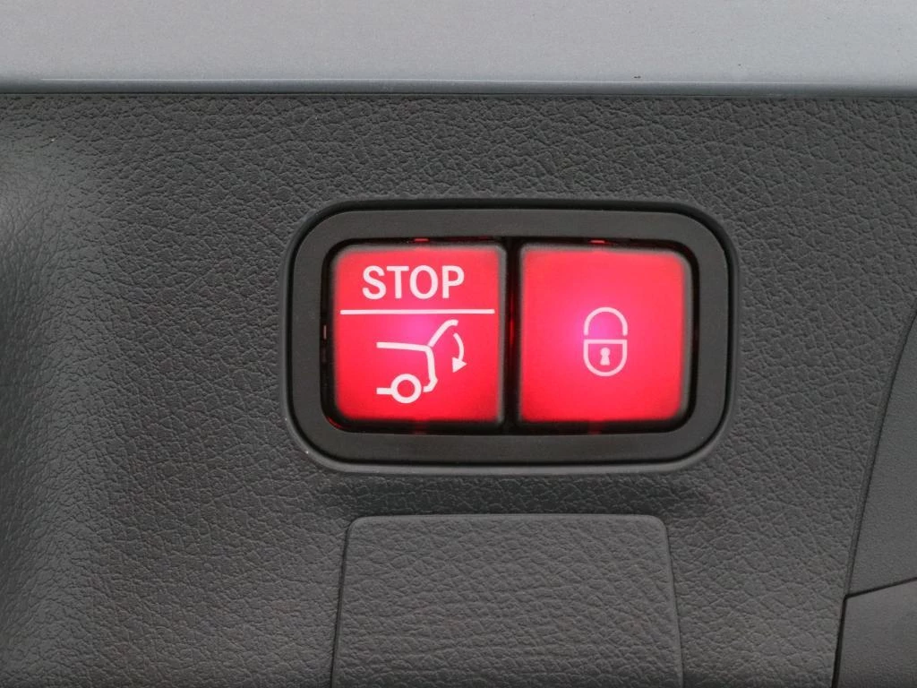 Mercedes-Benz CLA 250e STAR EDITION Shooting Brake + AMG + NIGHTPAKKET + CARPLAY + CAMERA +