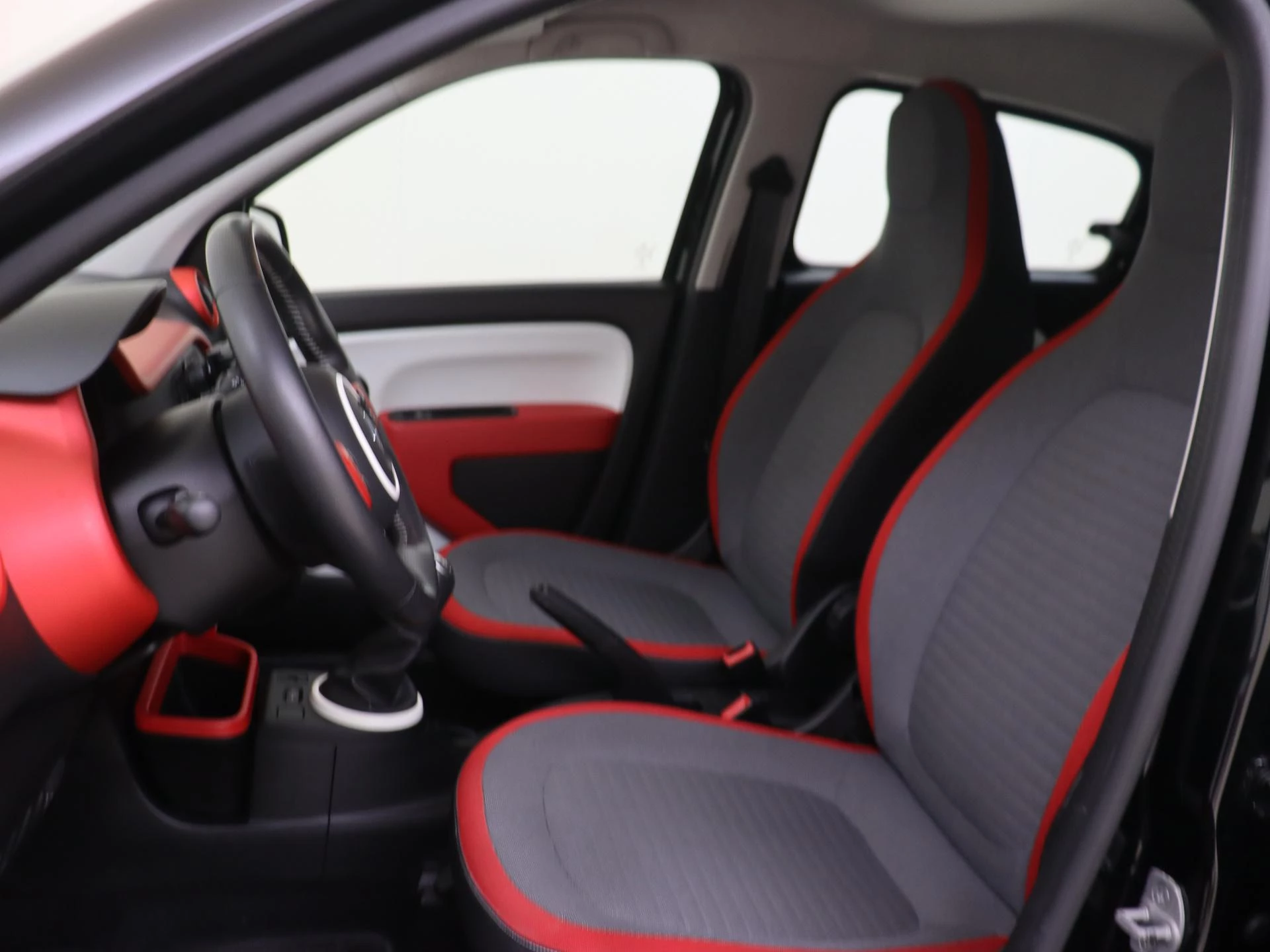 Renault-Twingo-image-11