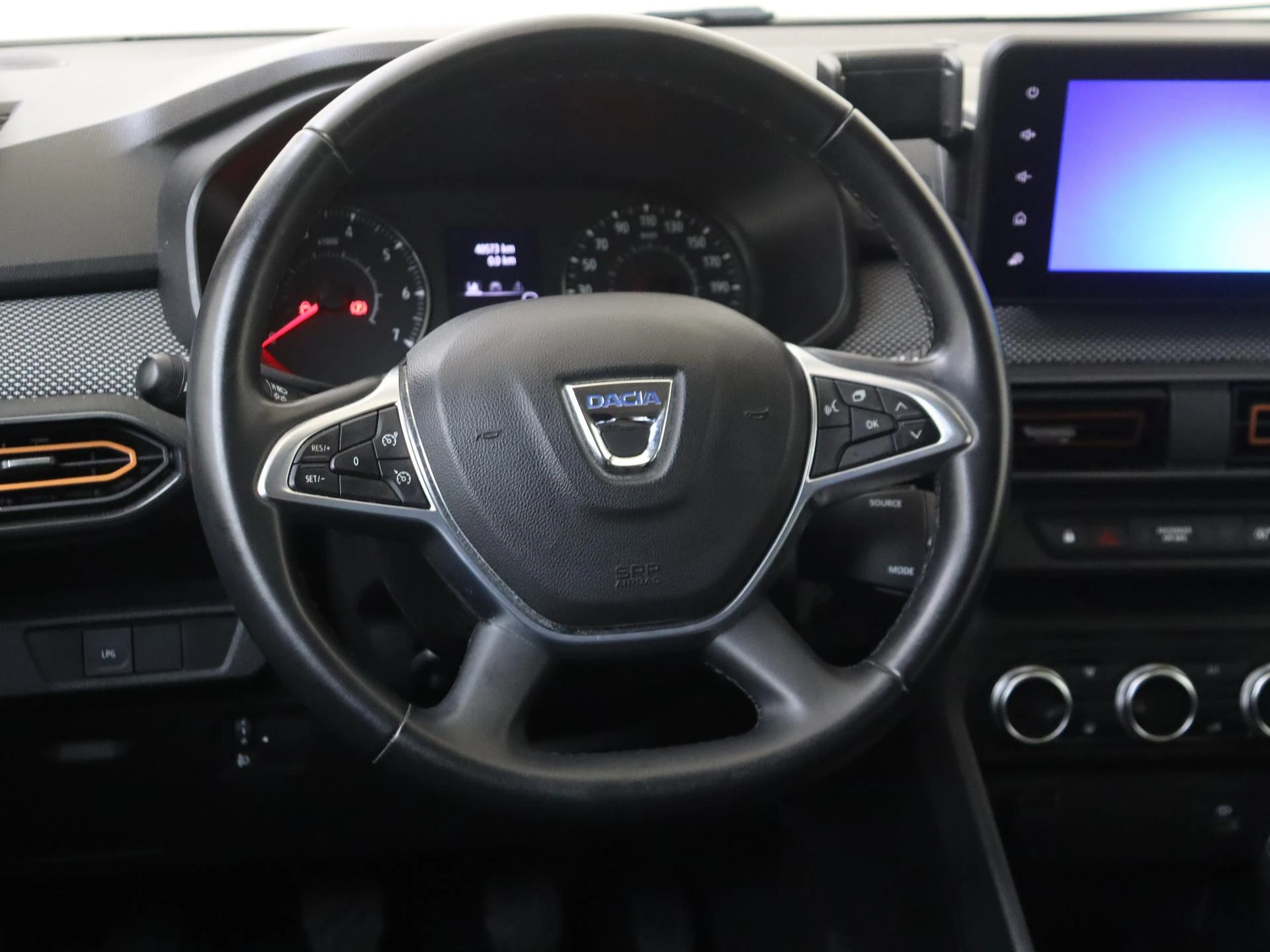 Dacia-Sandero Stepway-image-9