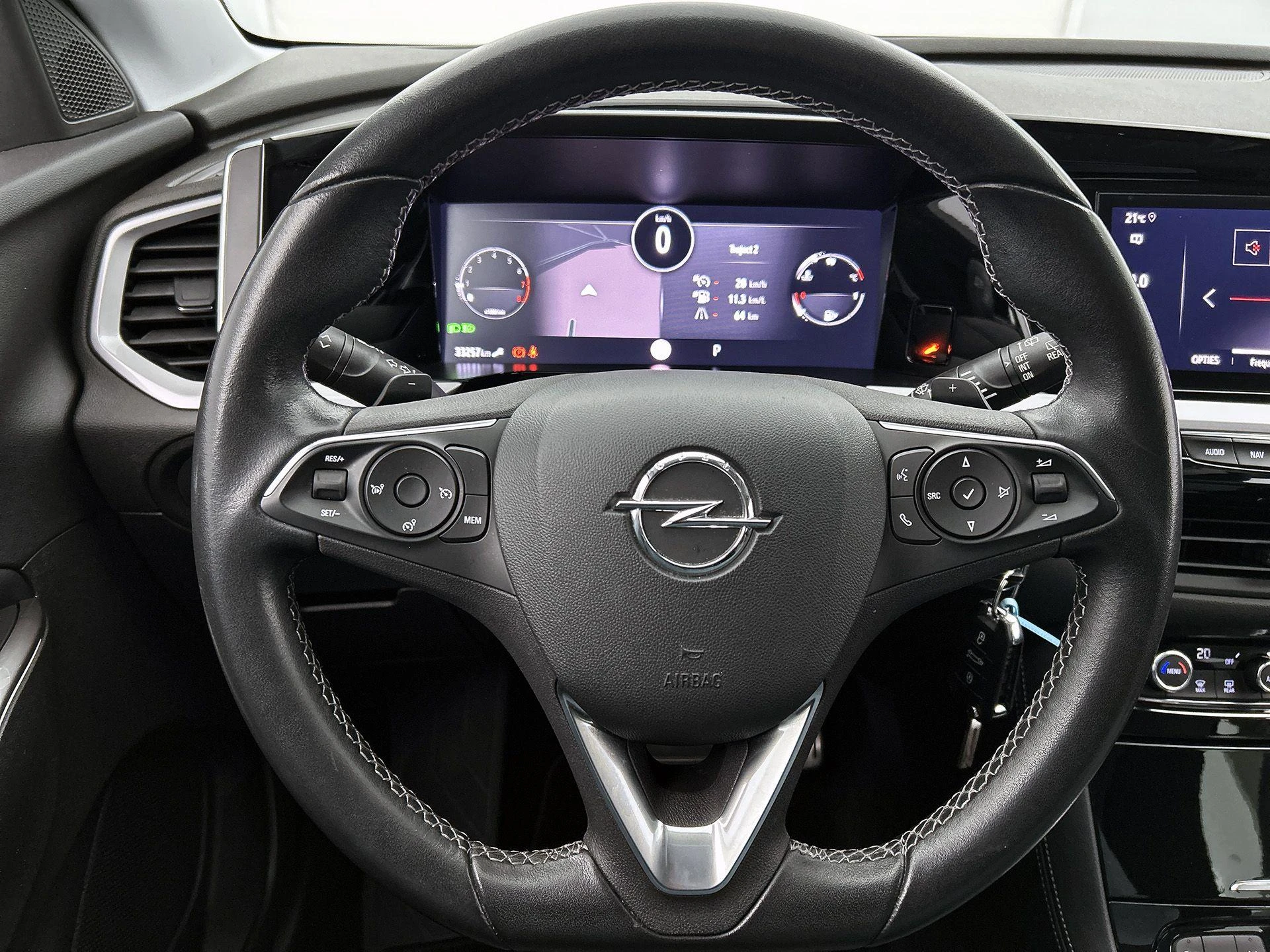 Opel-Grandland-image-35
