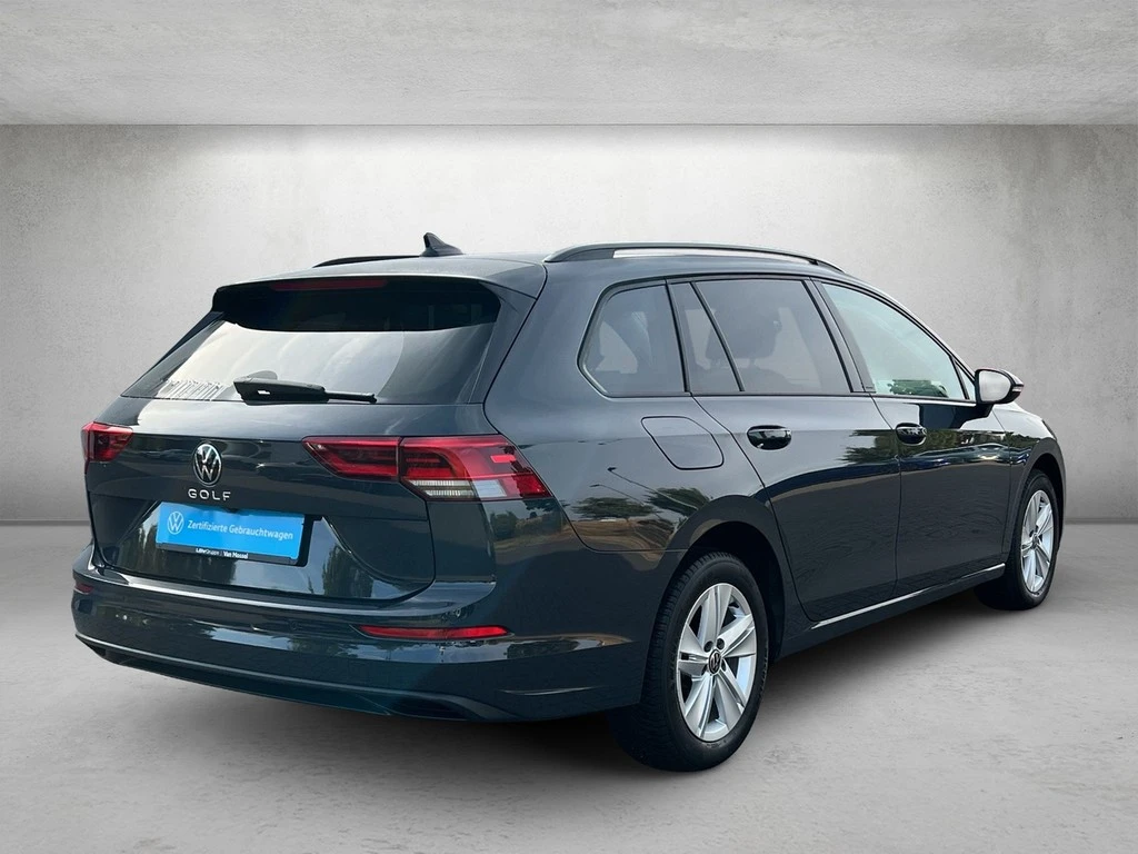 Volkswagen-Golf-image-2