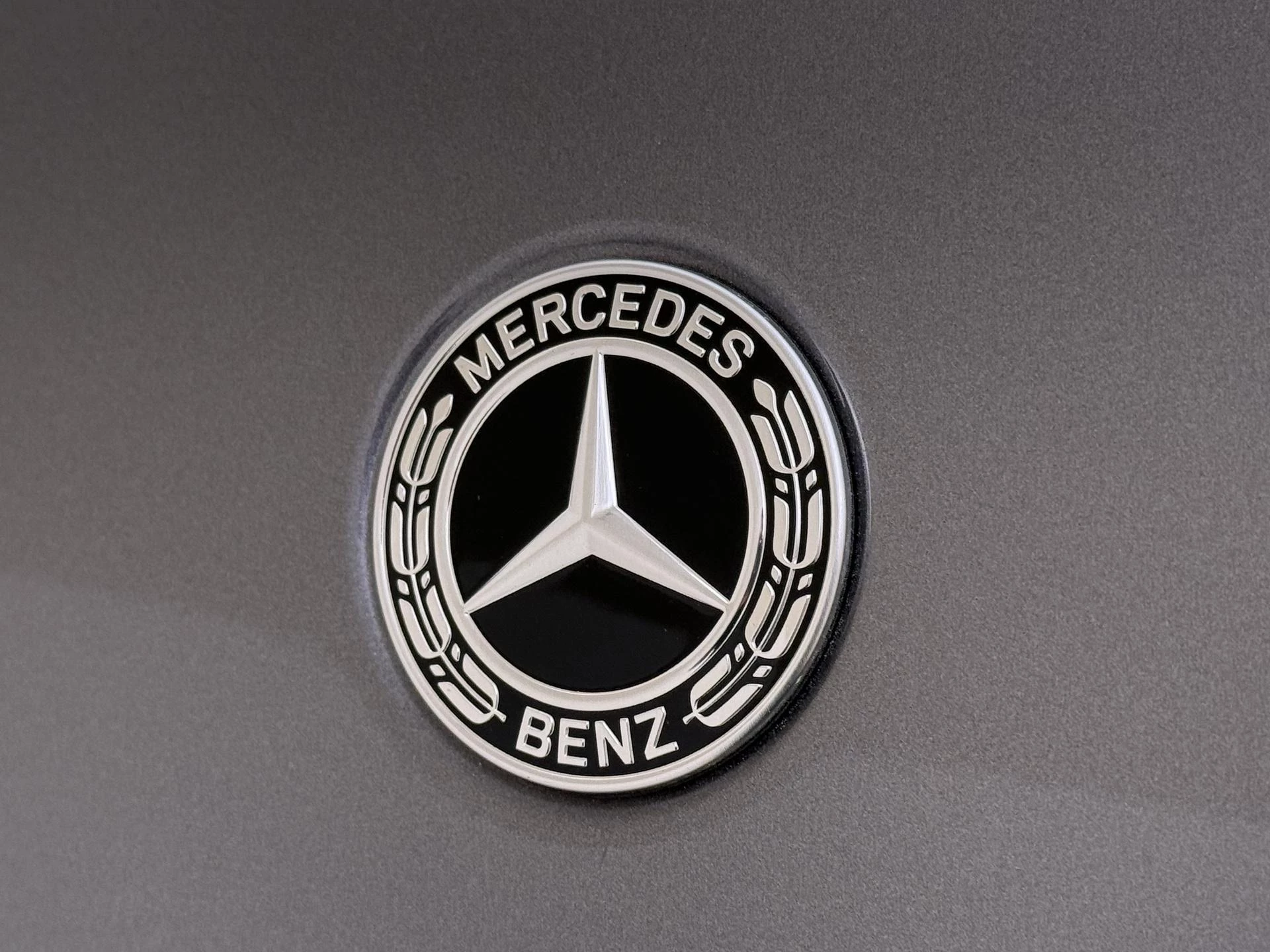 Mercedes-Benz-GLA-image-26