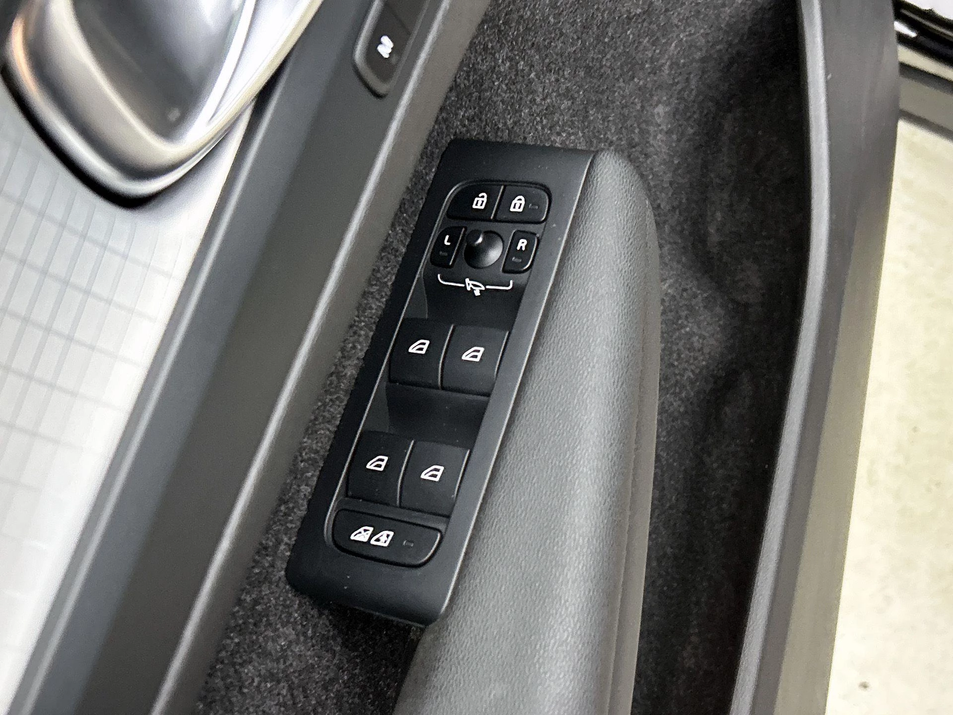 Volvo XC40 1.5 T4 Plug-in hybrid Plus Bright