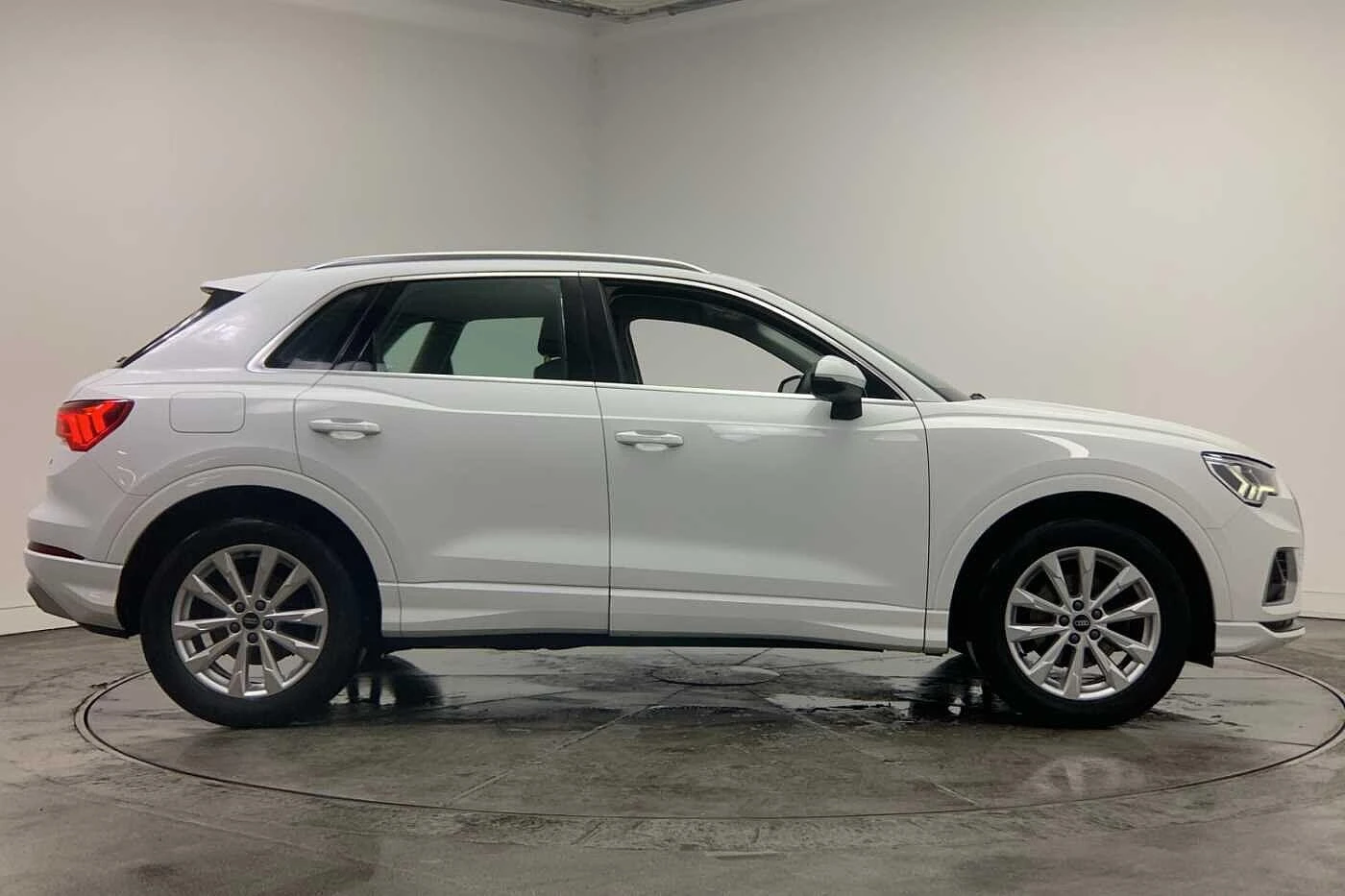 Audi-Q3-image-3