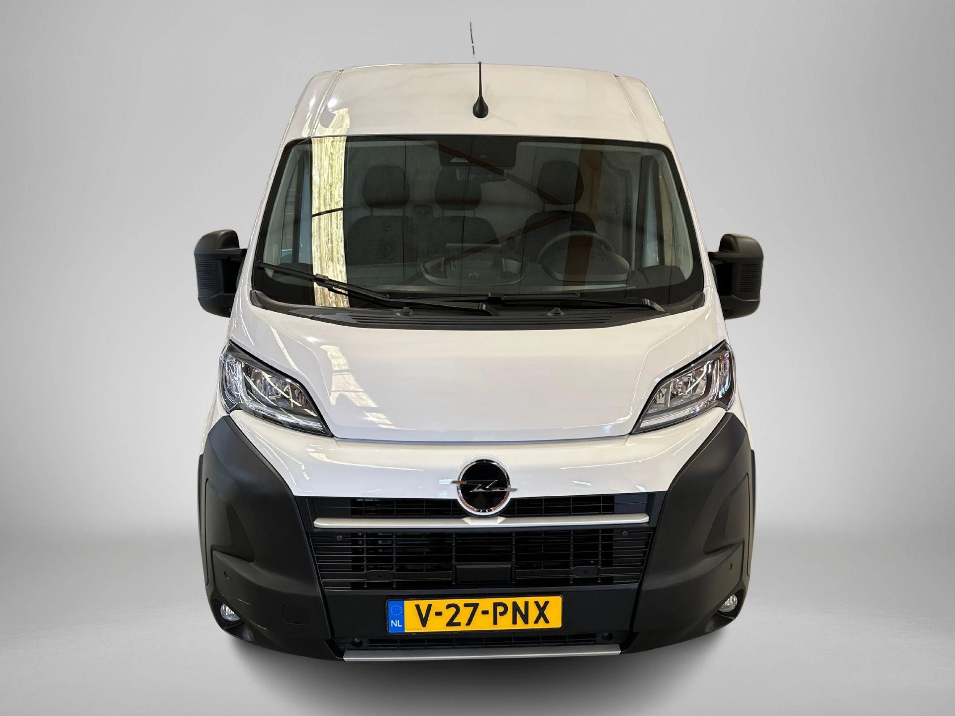 Opel-Movano-image-4