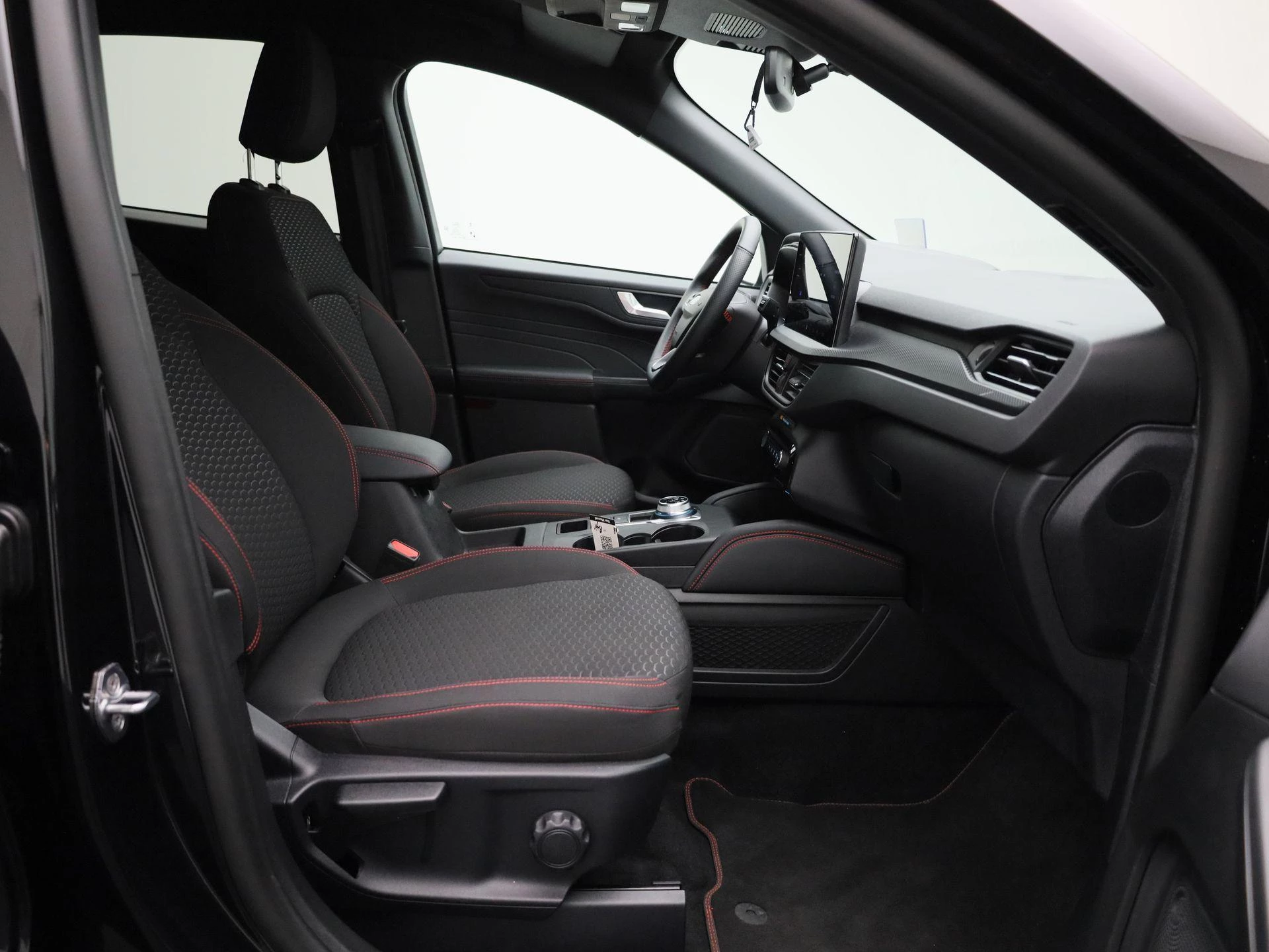 Ford-Kuga-image-37