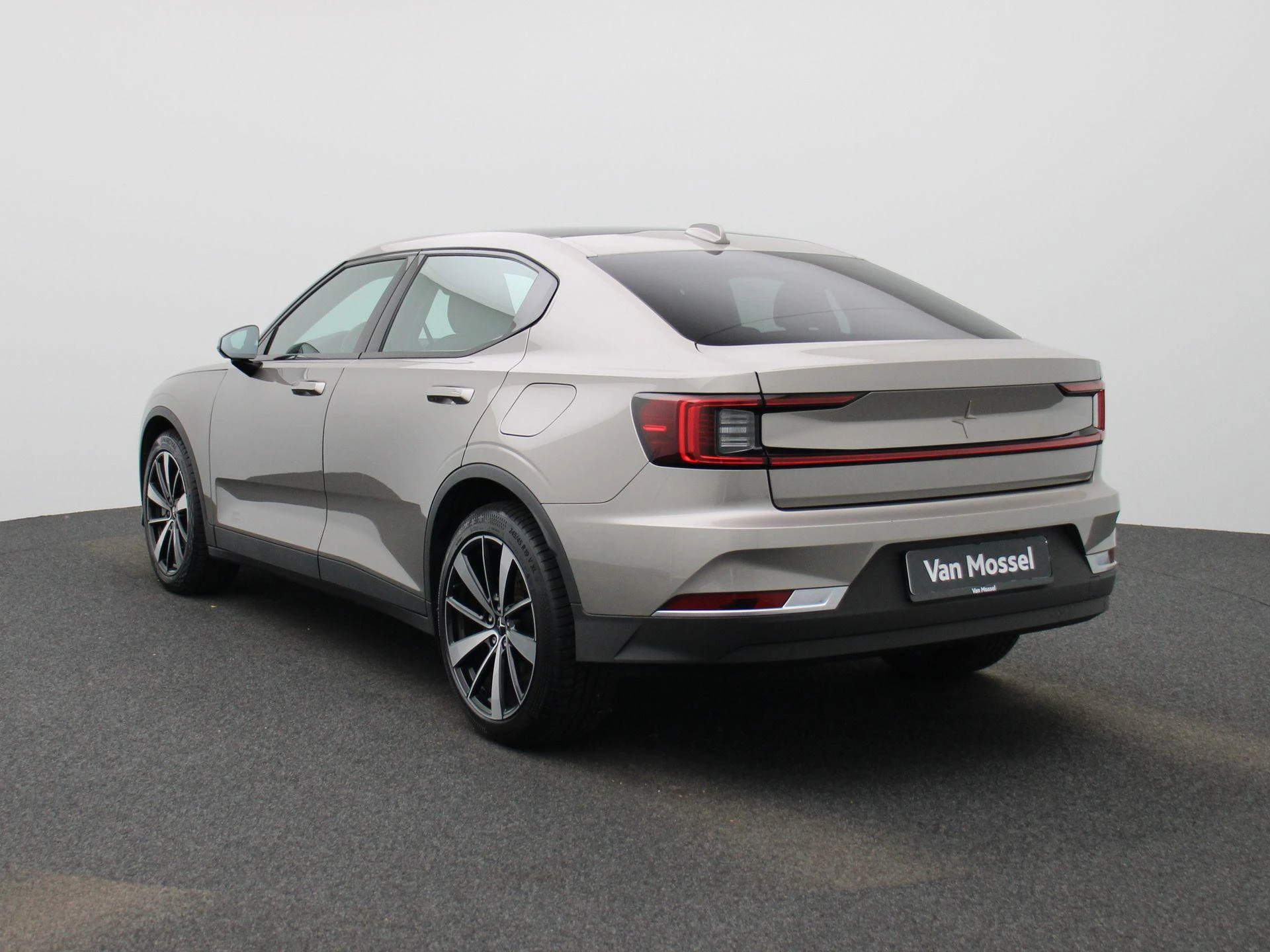 Polestar-2-image-2