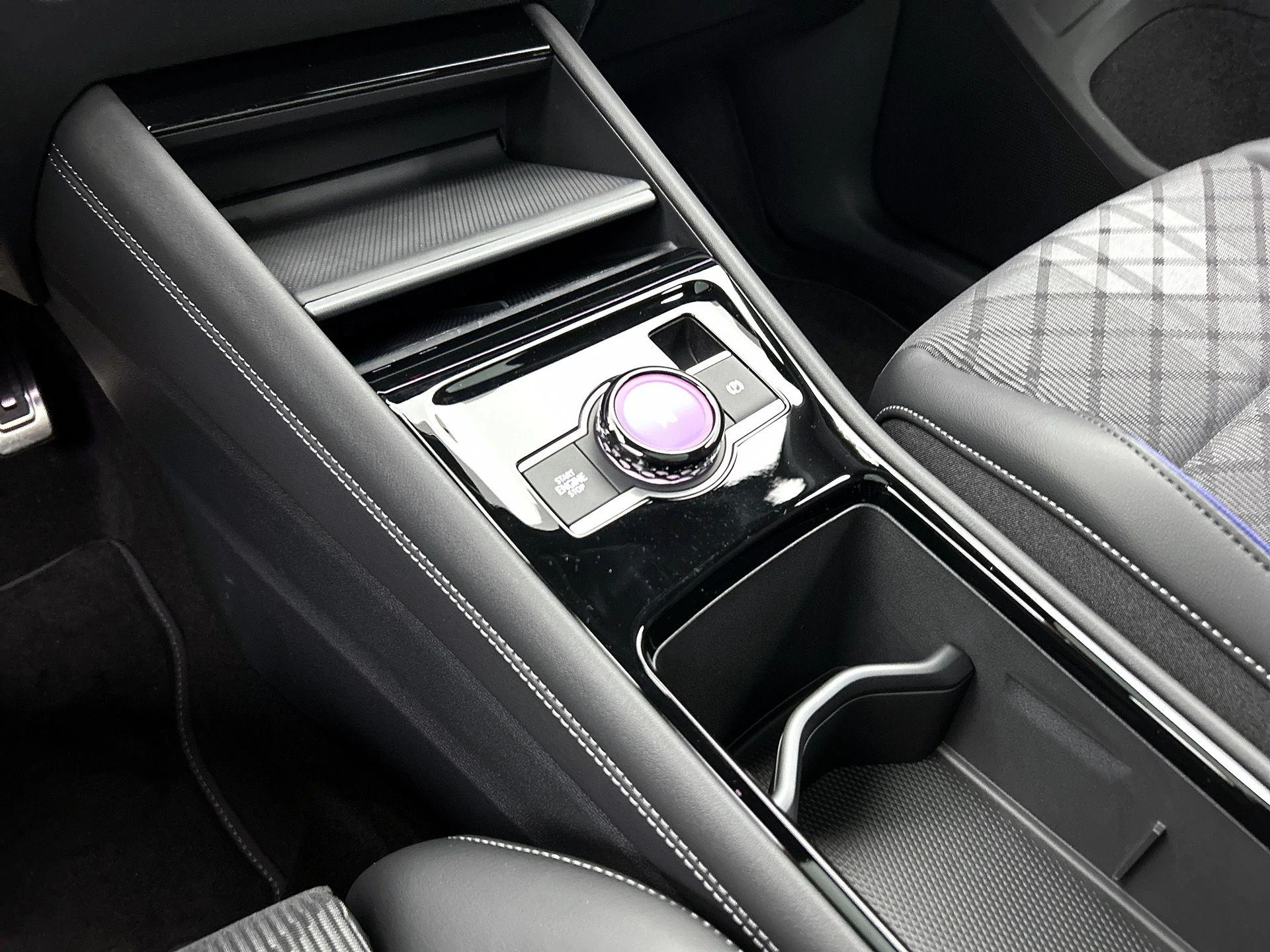 Volkswagen-Tayron-image-36