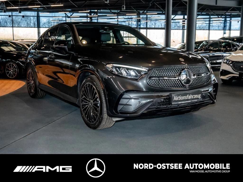 Mercedes-Benz GLC 200 4m Coupé AMG NIGHT PANO AHK DISTR 20-ZO AMG Line