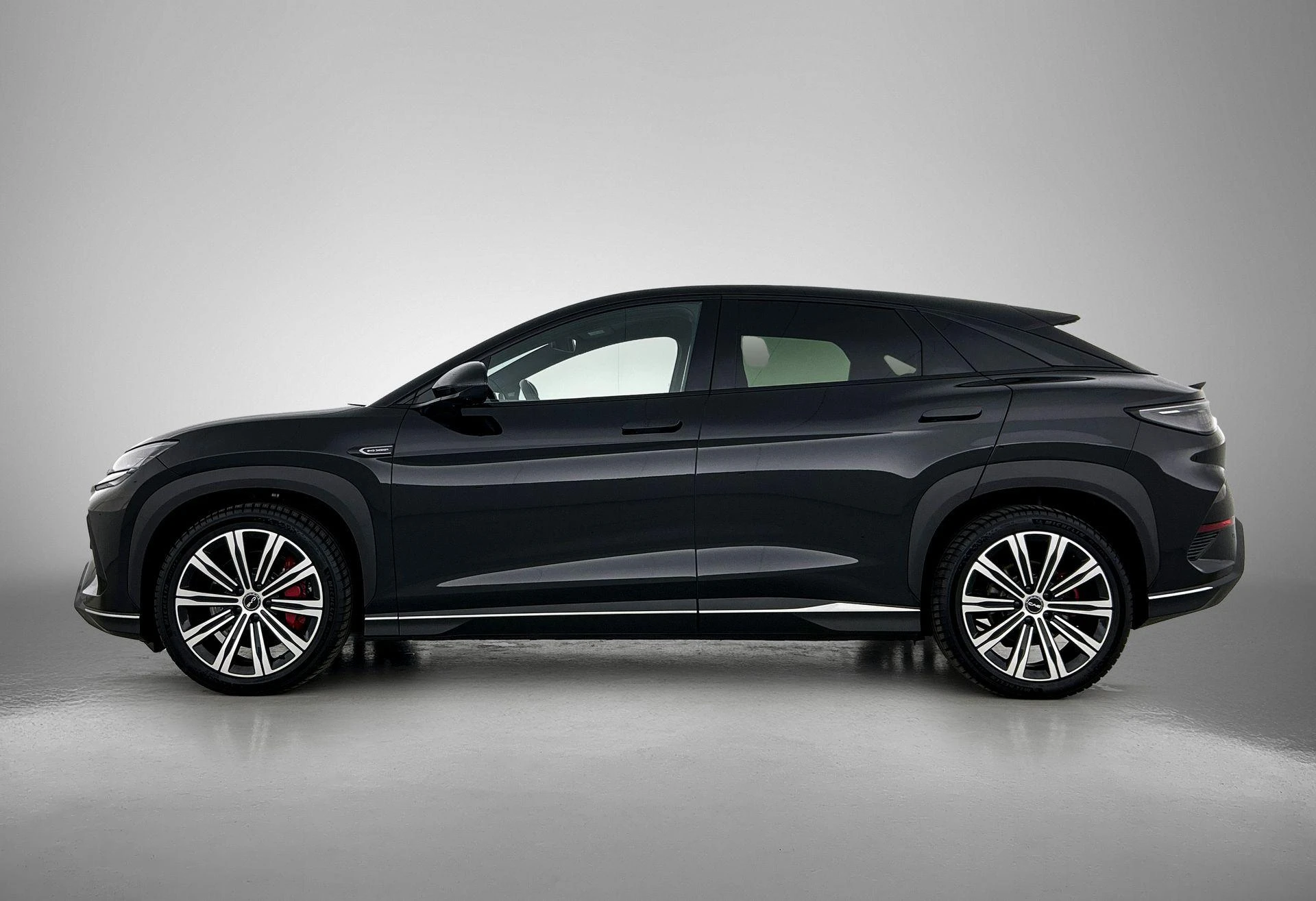 BYD-SEALION-image-1
