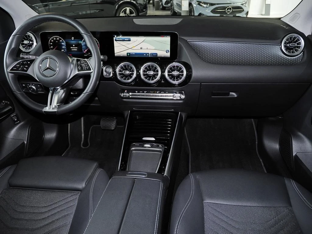 Mercedes-Benz-B-Klasse 200-image-13