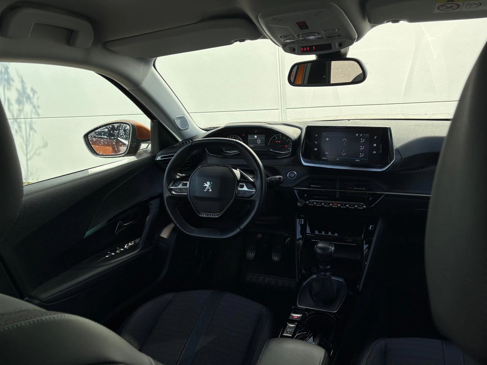 Peugeot-2008-image-11