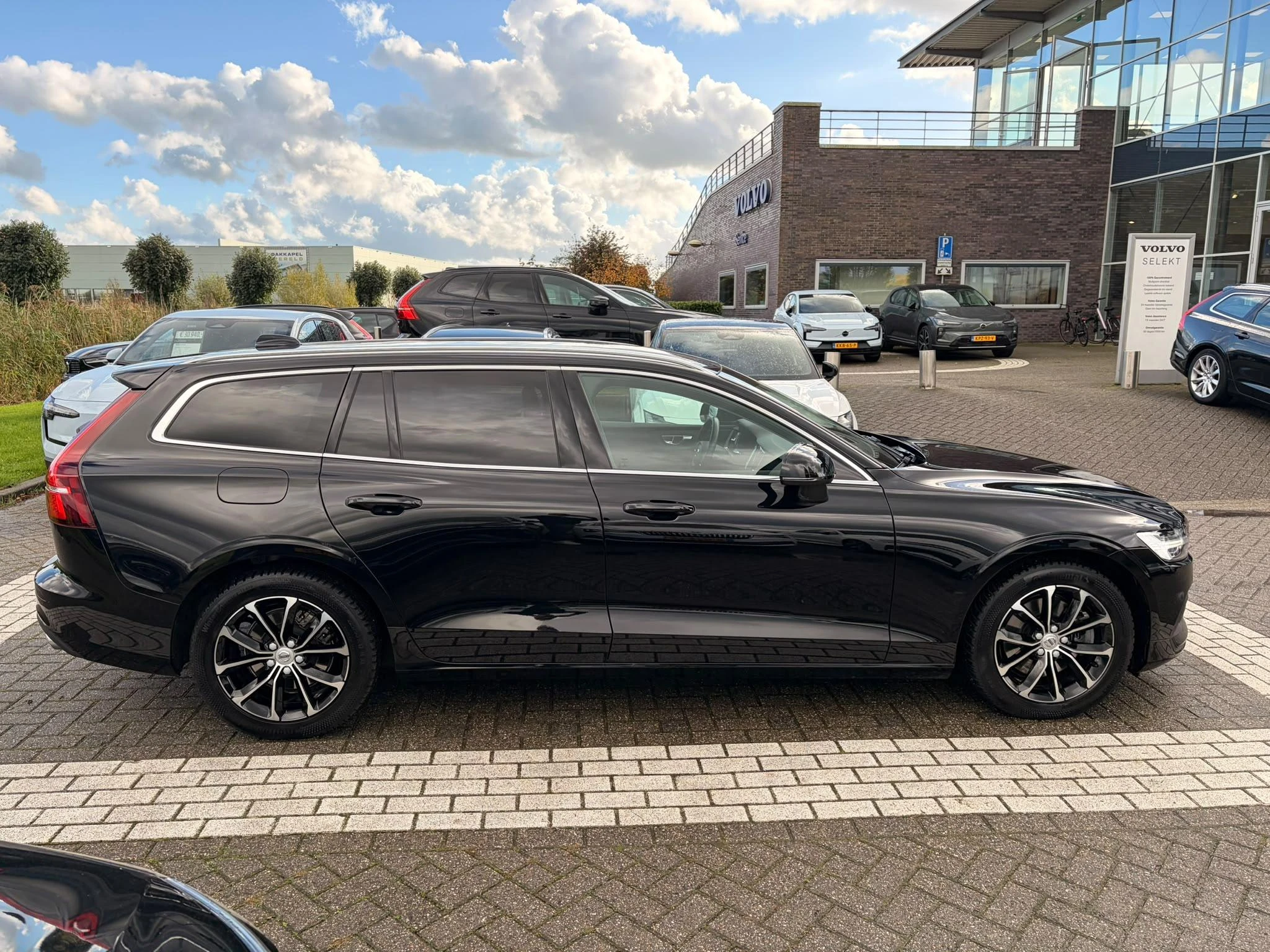 Volvo-V60-image-5
