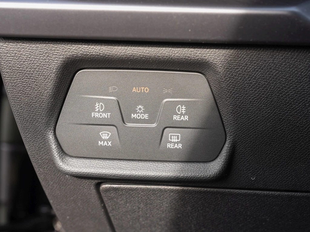 CUPRA Formentor VZ 4Drive Black Edition /Pano/AHK/Navi
