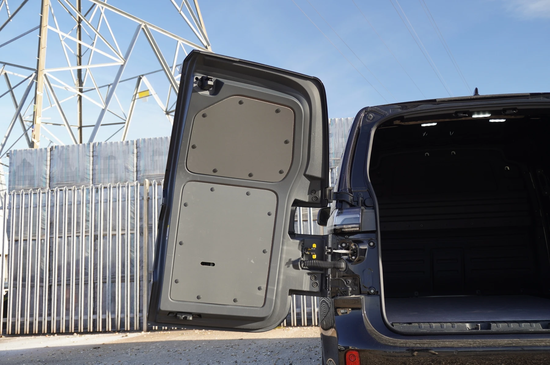 Volkswagen-ID. Buzz-image-27