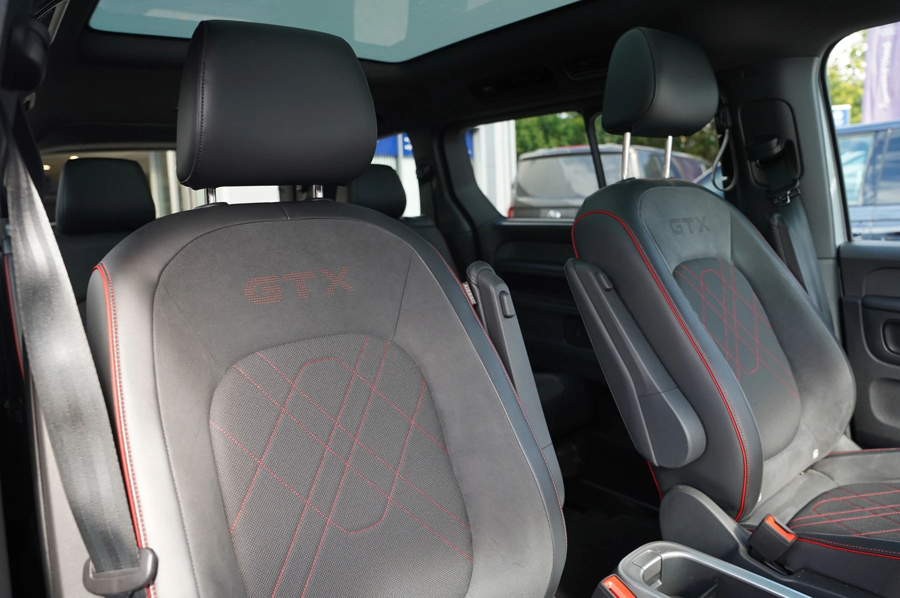 Volkswagen-ID. Buzz-image-32