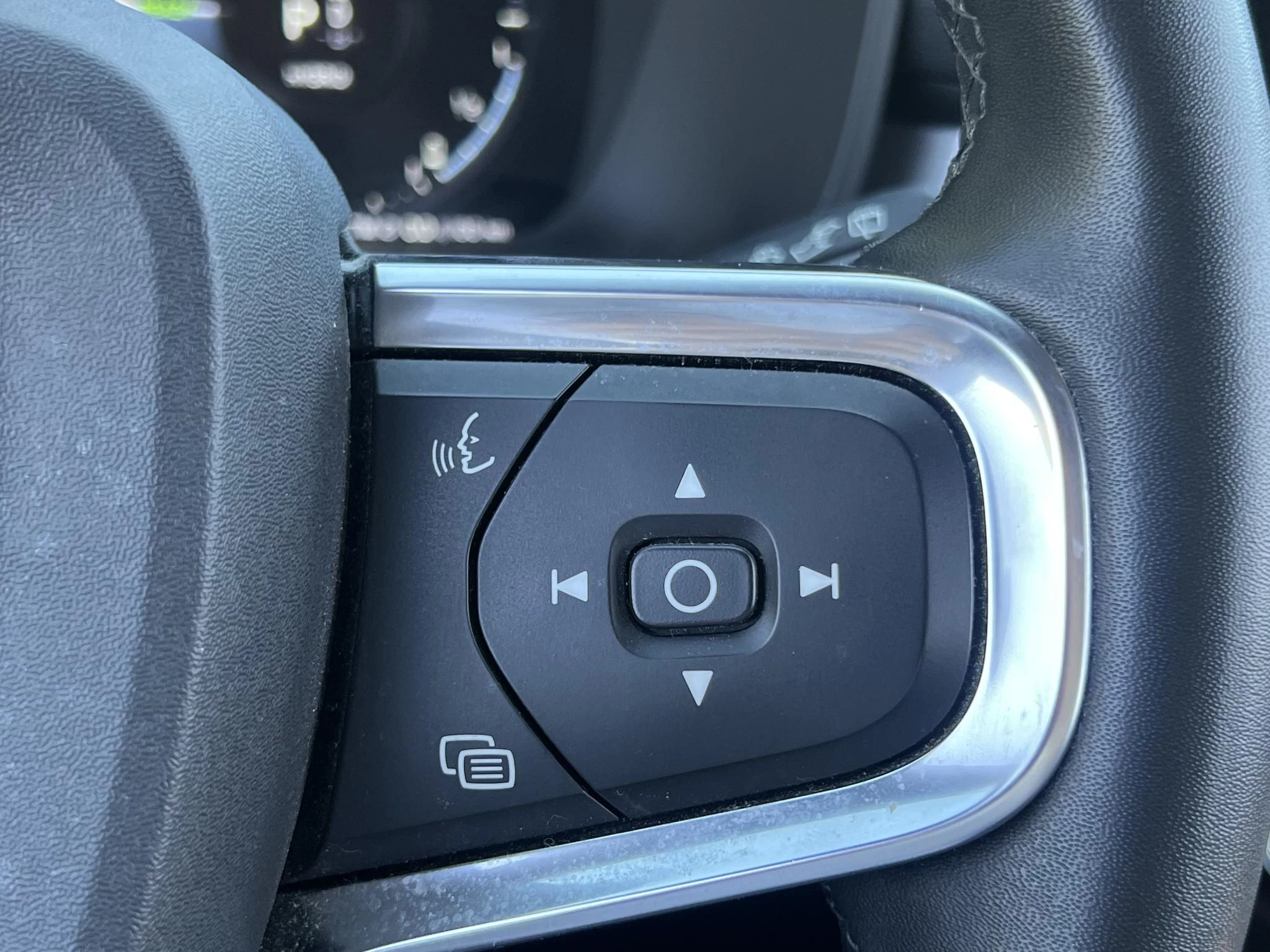 Volvo-XC40-image-29