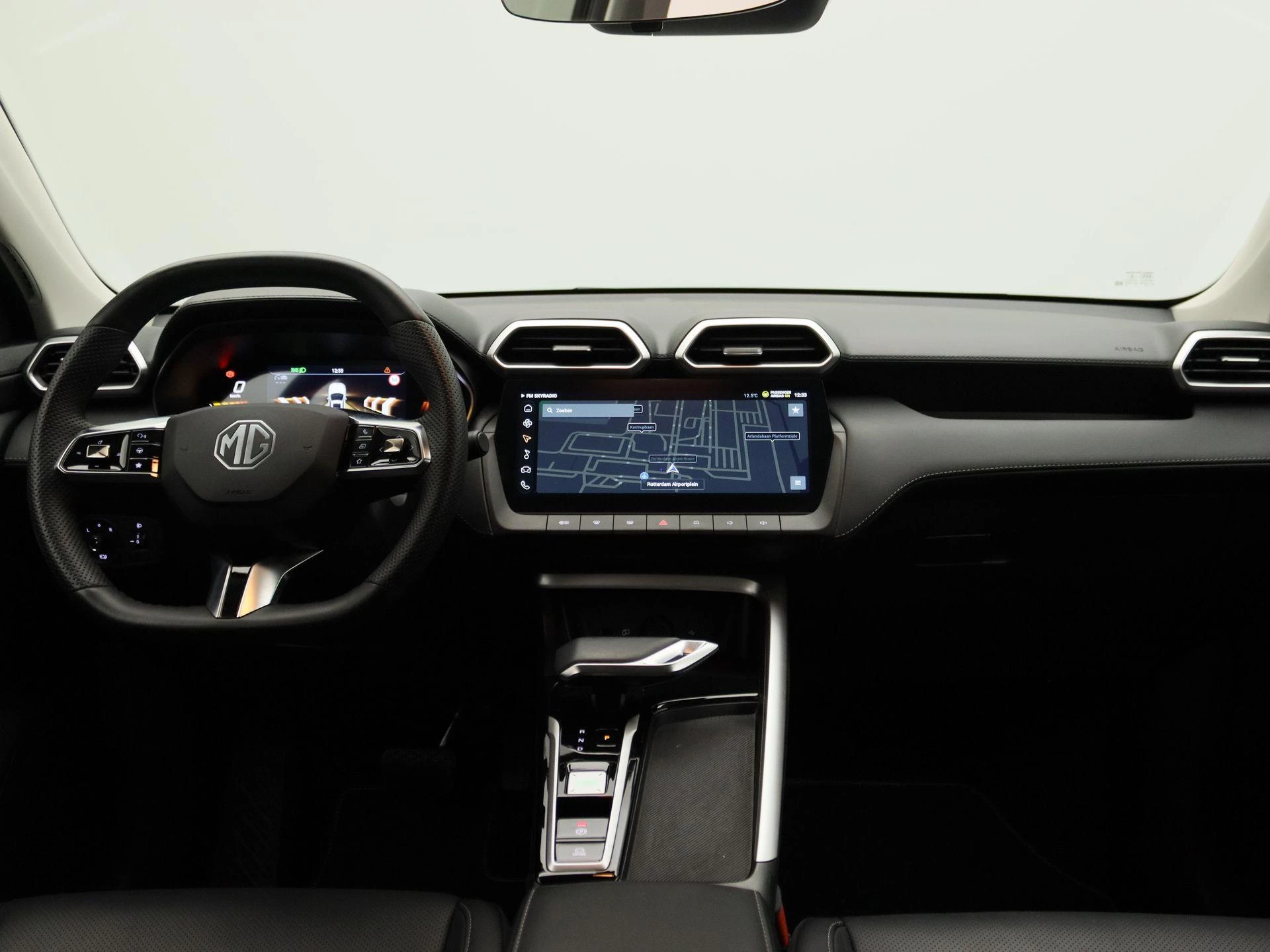 MG-ZS-image-7