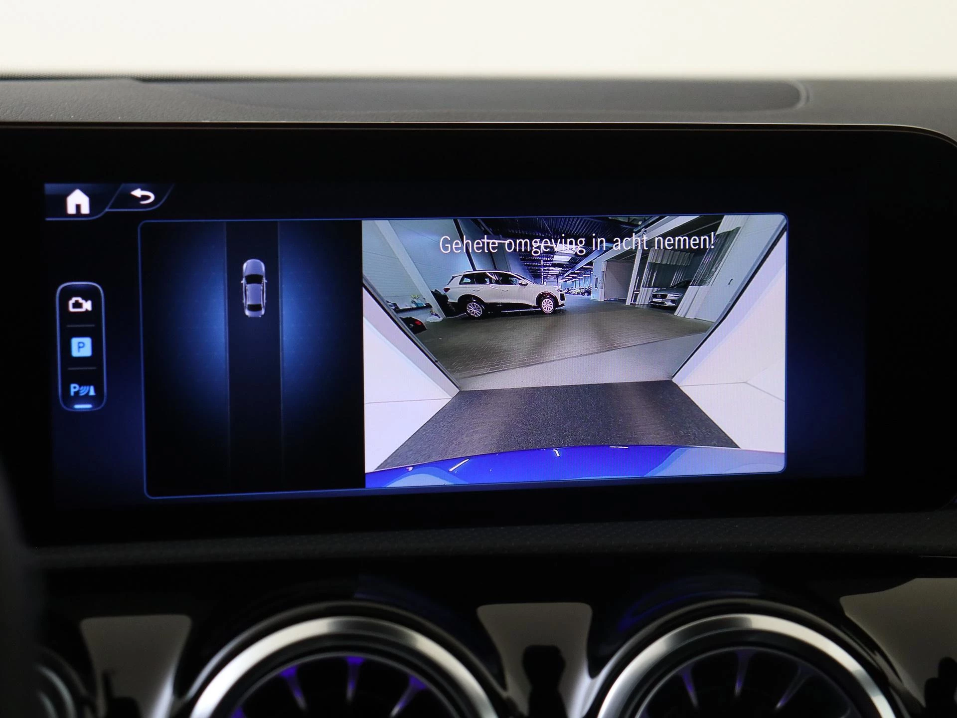 Mercedes-Benz-A-Klasse-image-21