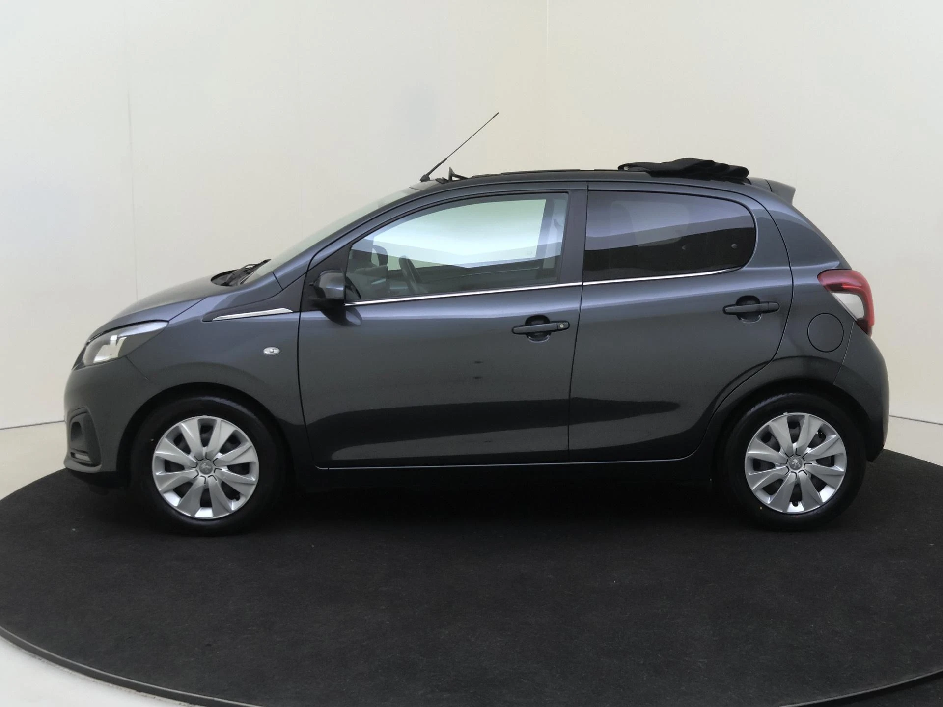 Peugeot-108-image-7