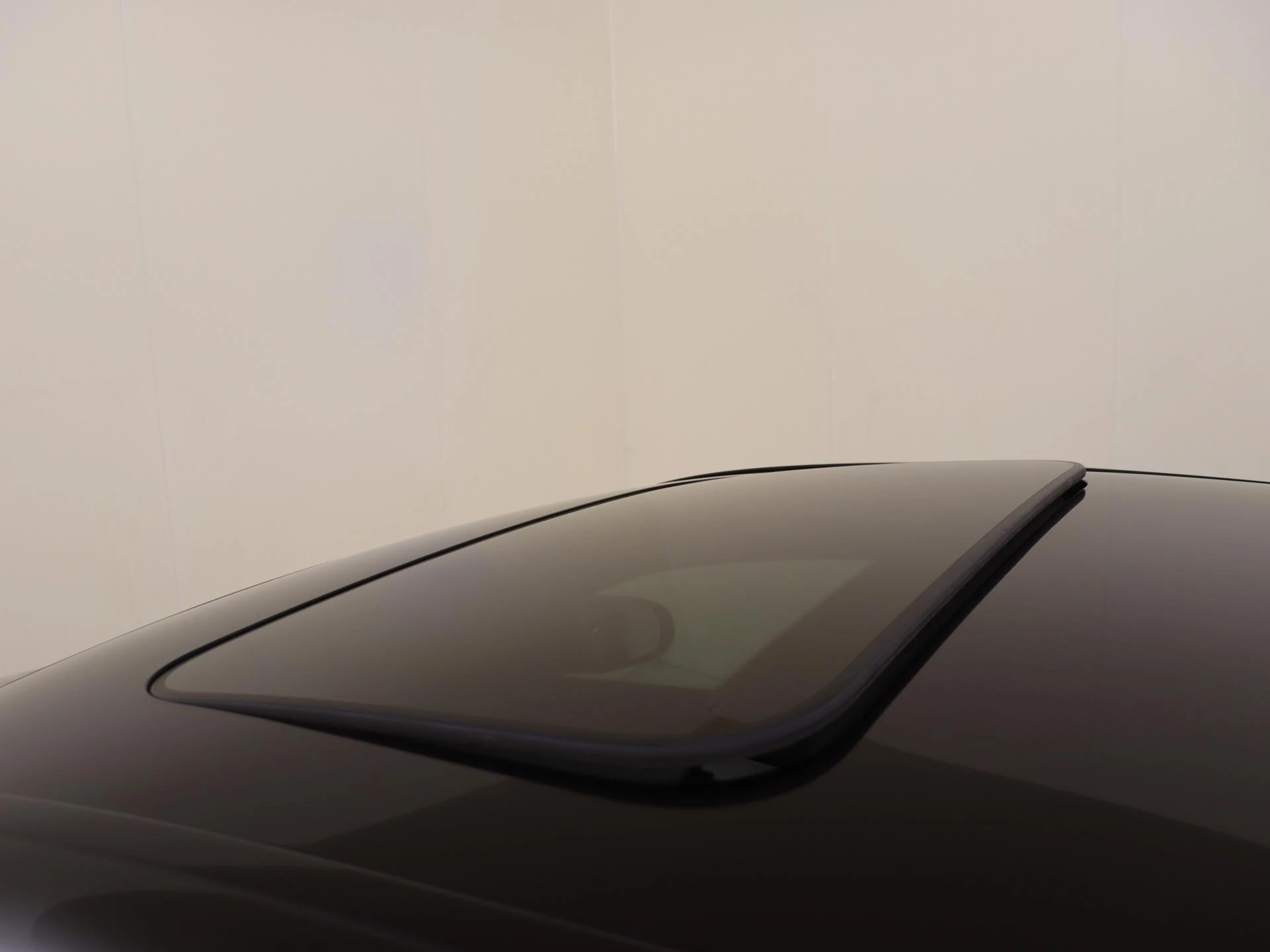 Mercedes-Benz-GLC-image-28