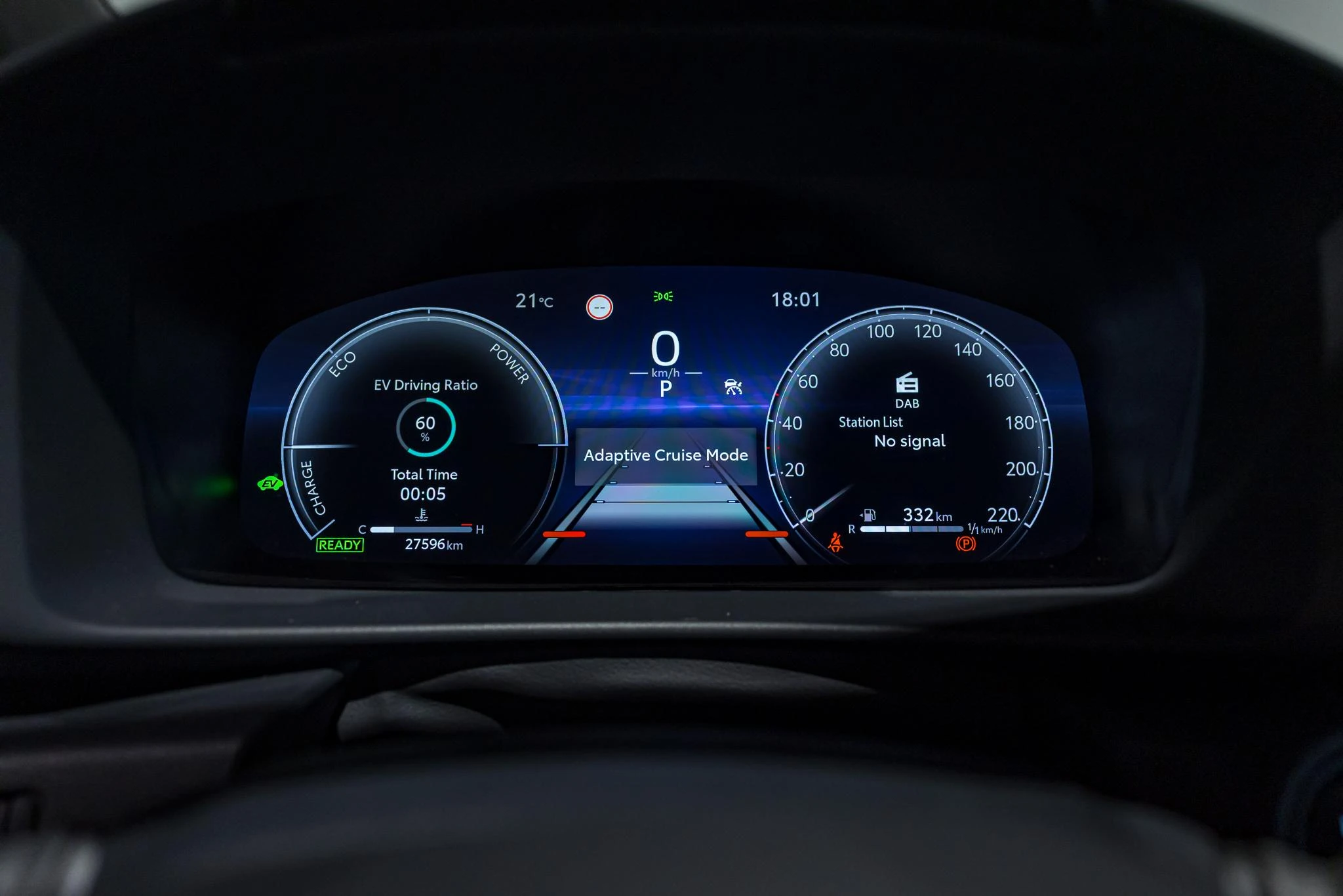 Toyota-C-HR-image-23