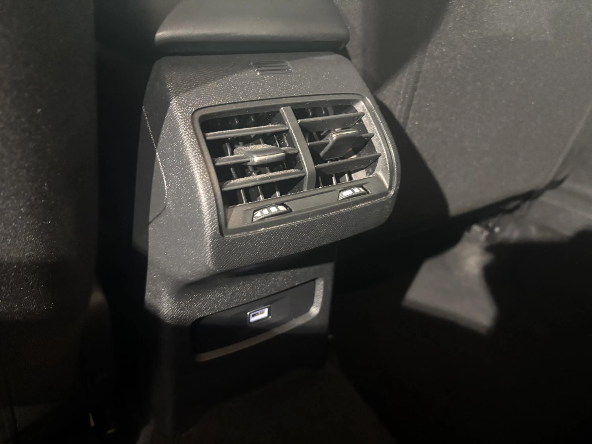 Citroën-C4 X-image-20