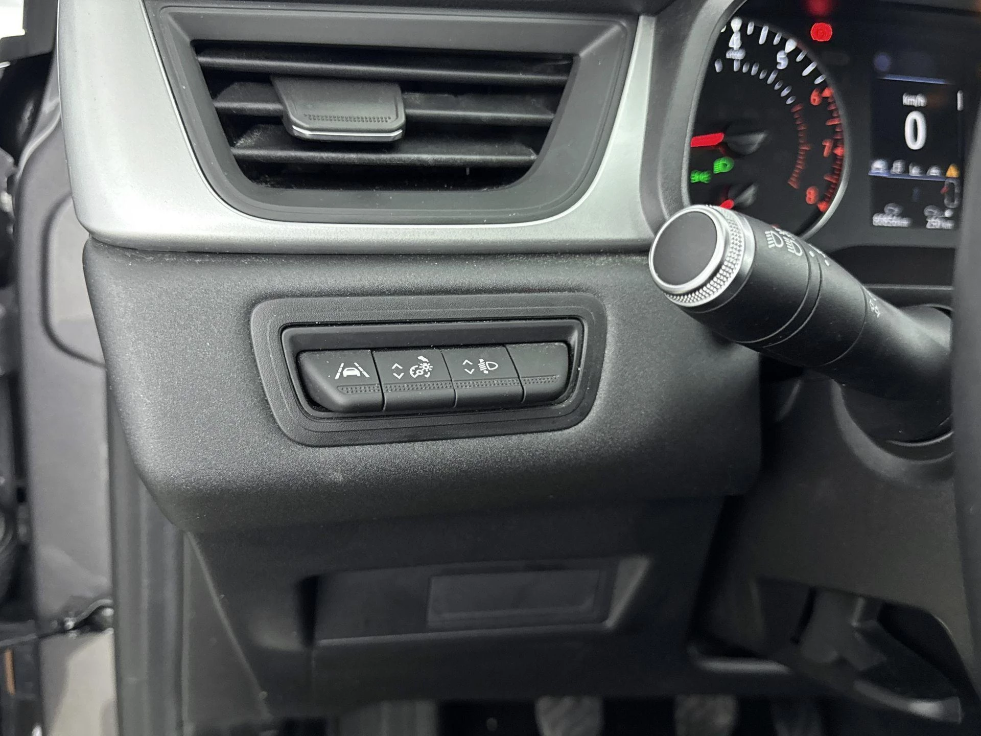 Renault-Captur-image-24