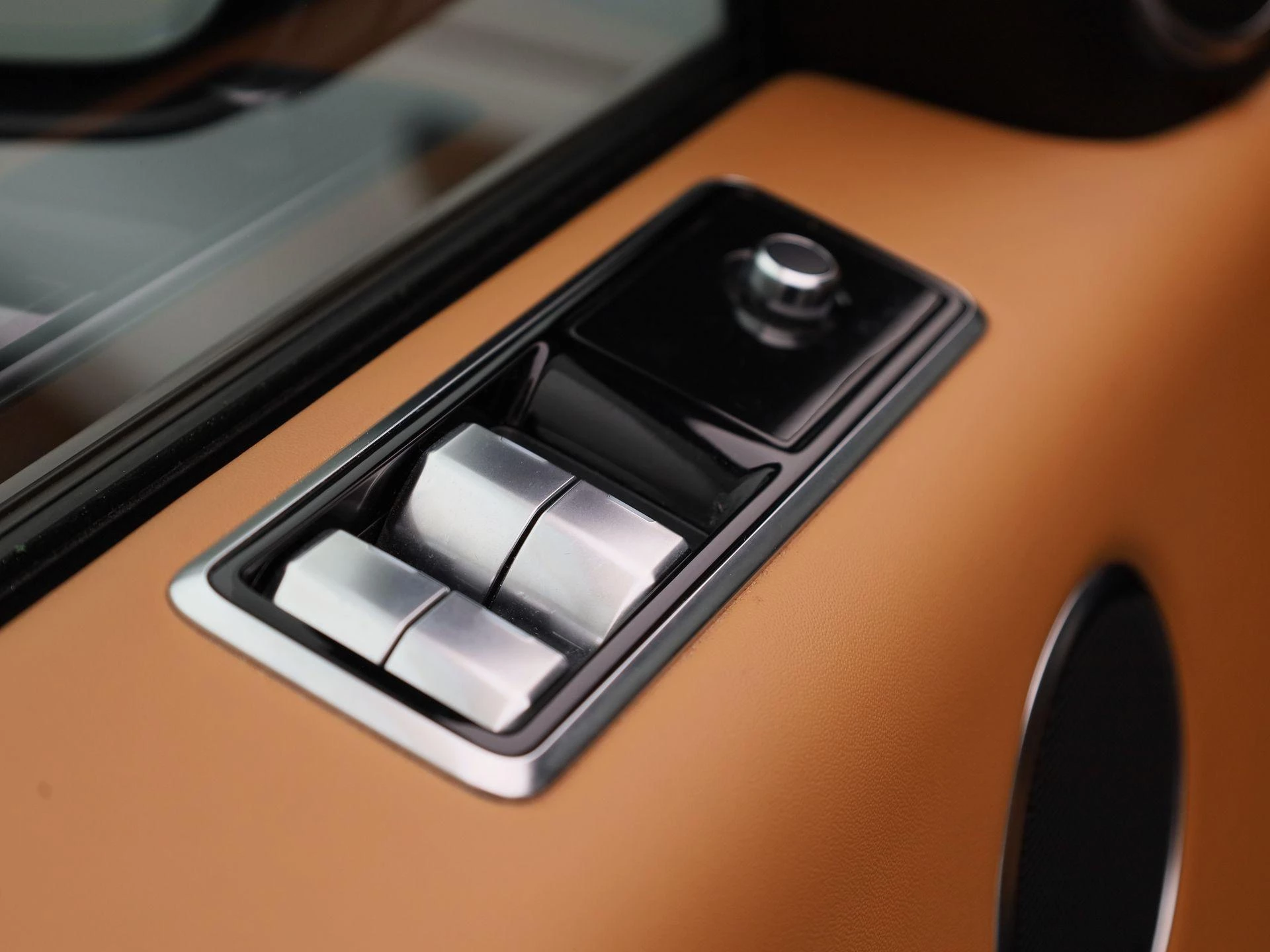 Land Rover-Range Rover Sport-image-37