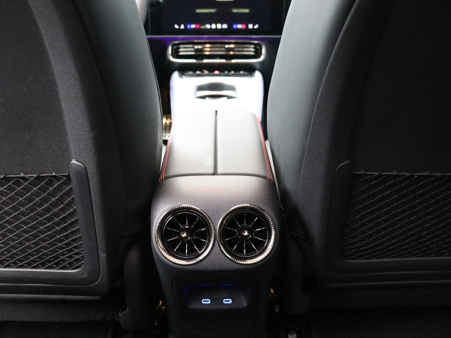 Mercedes-Benz-CLA-image-22