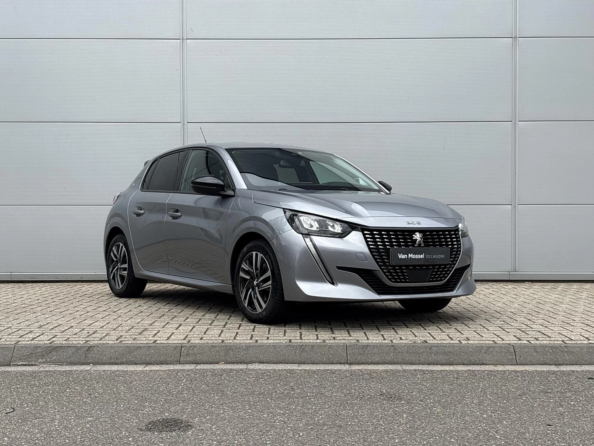 Peugeot-208-image-7