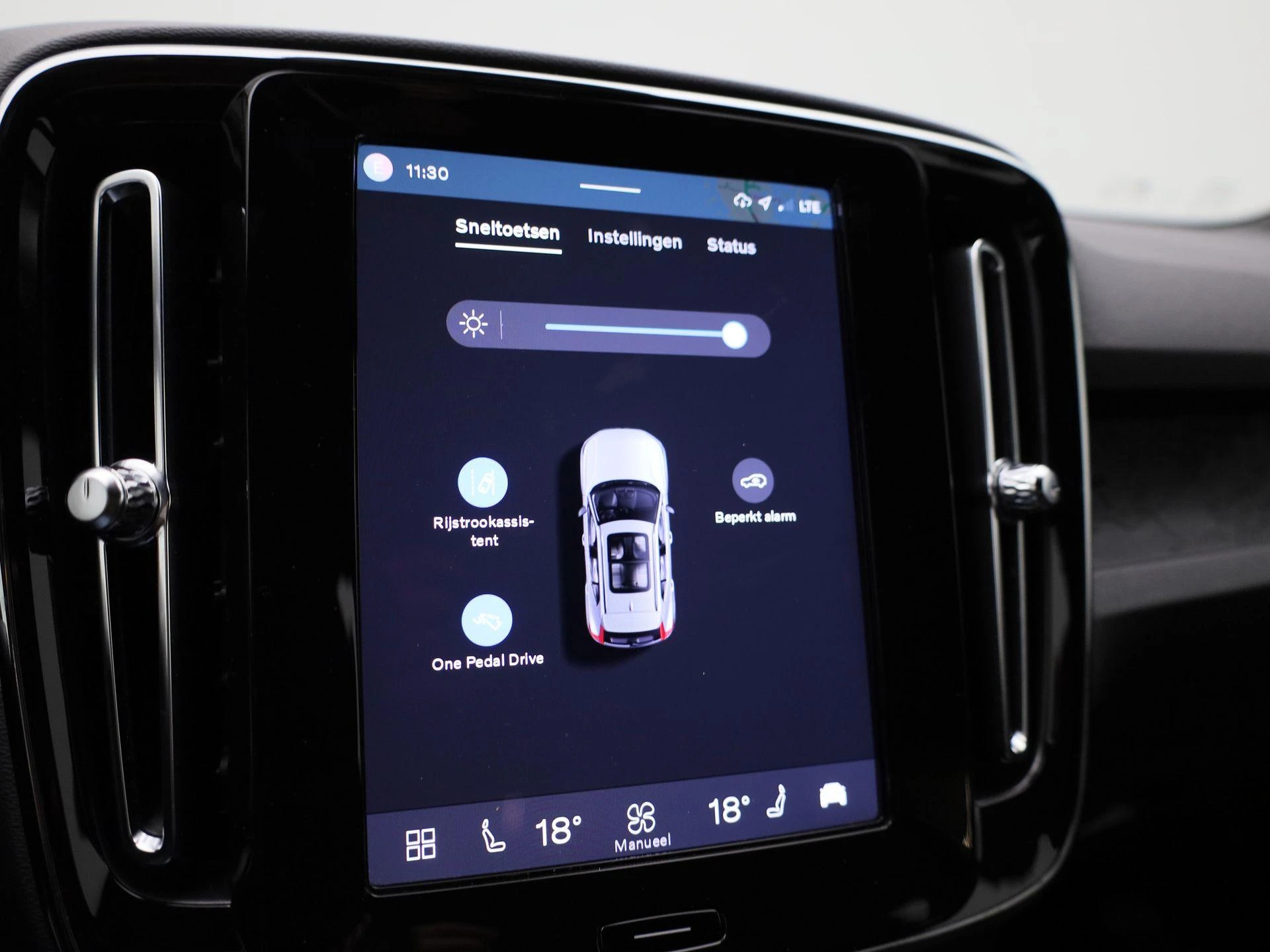 Volvo-XC40-image-25