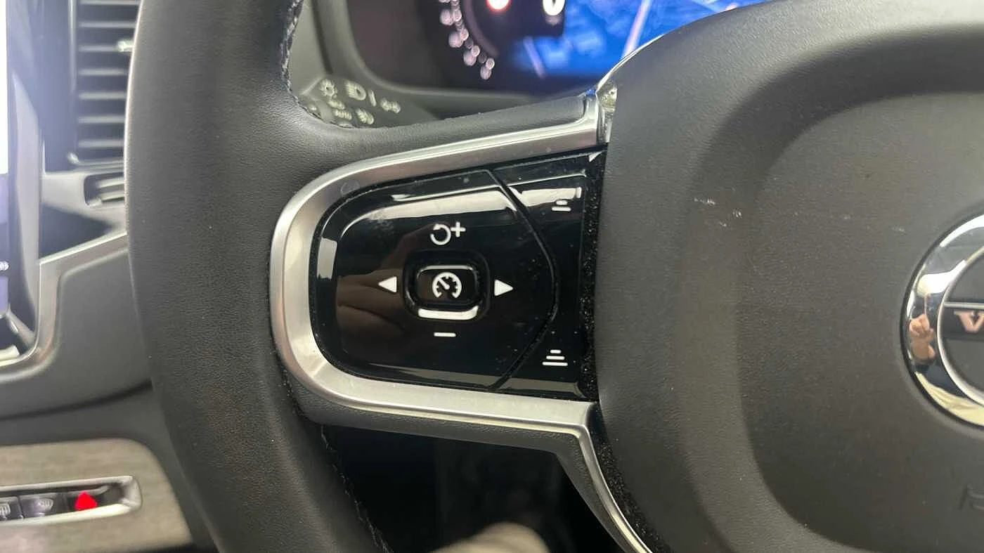 Volvo-XC90-image-53