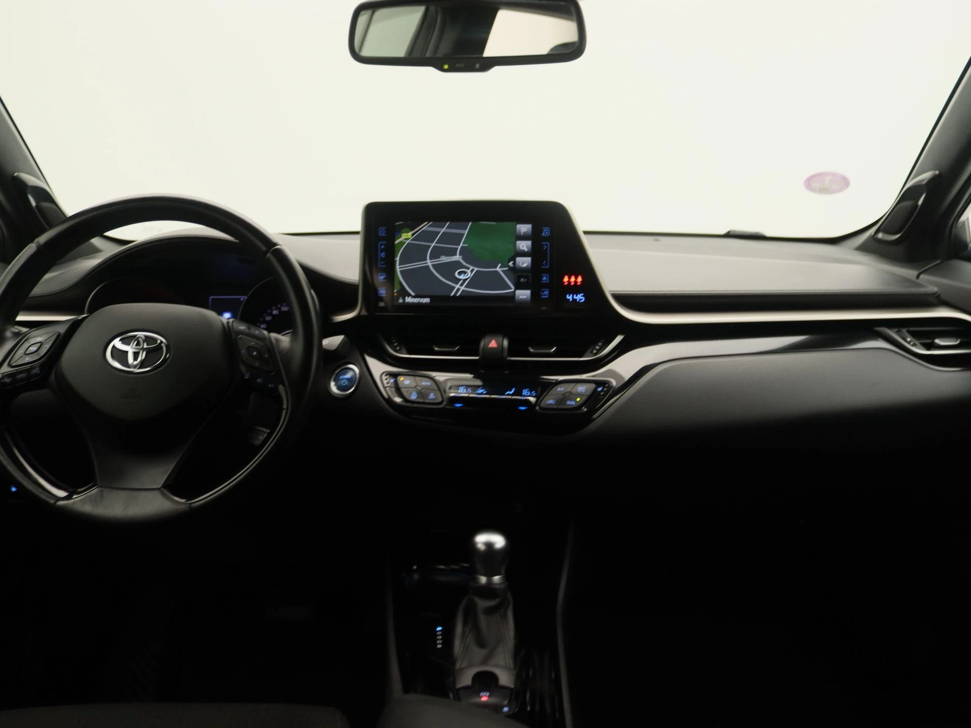 Toyota-C-HR-image-6
