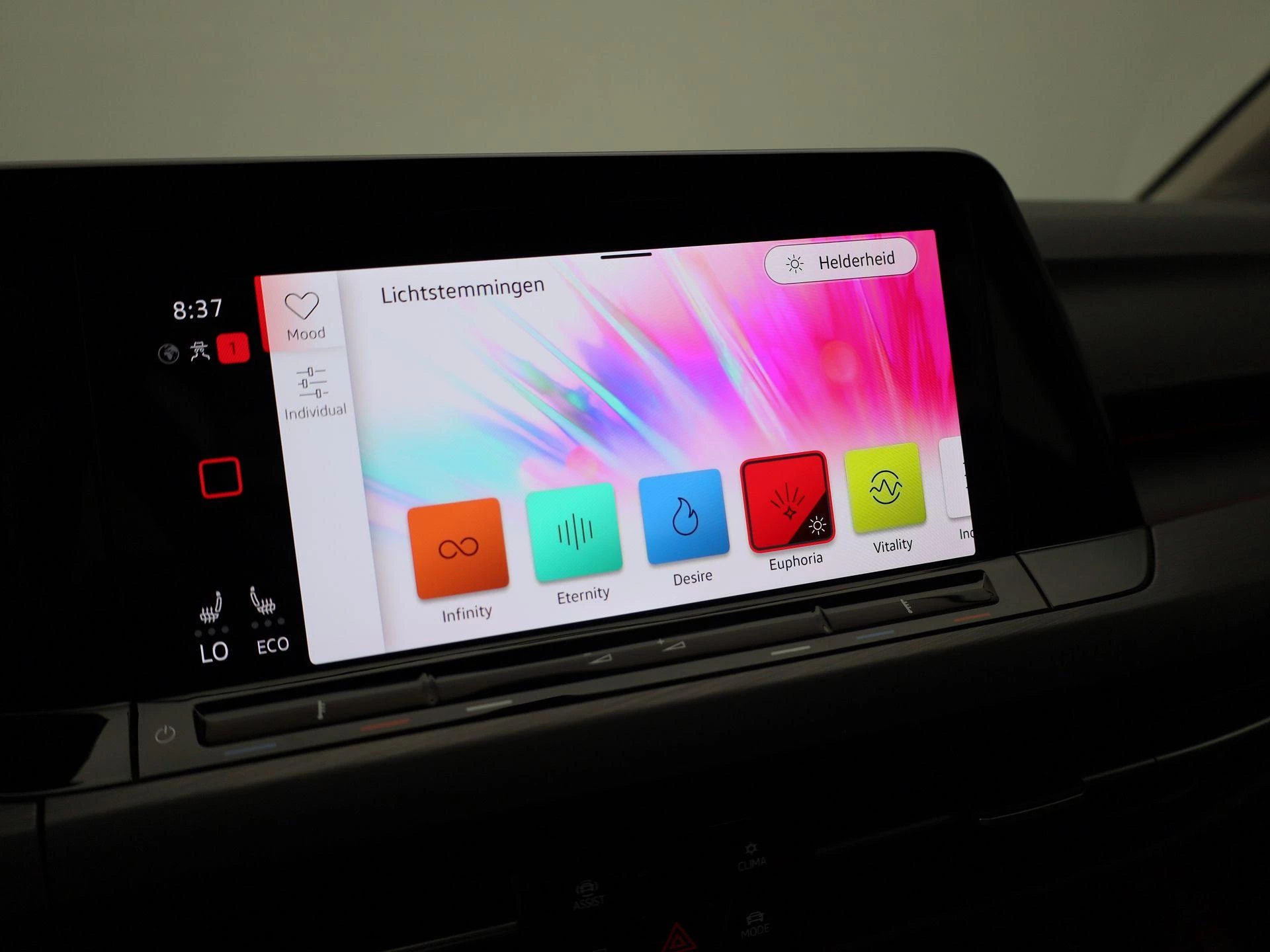 Volkswagen-Golf-image-20