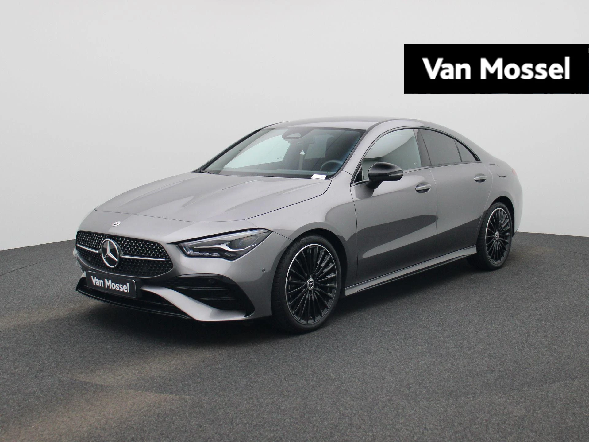 Mercedes-Benz-CLA-image-0