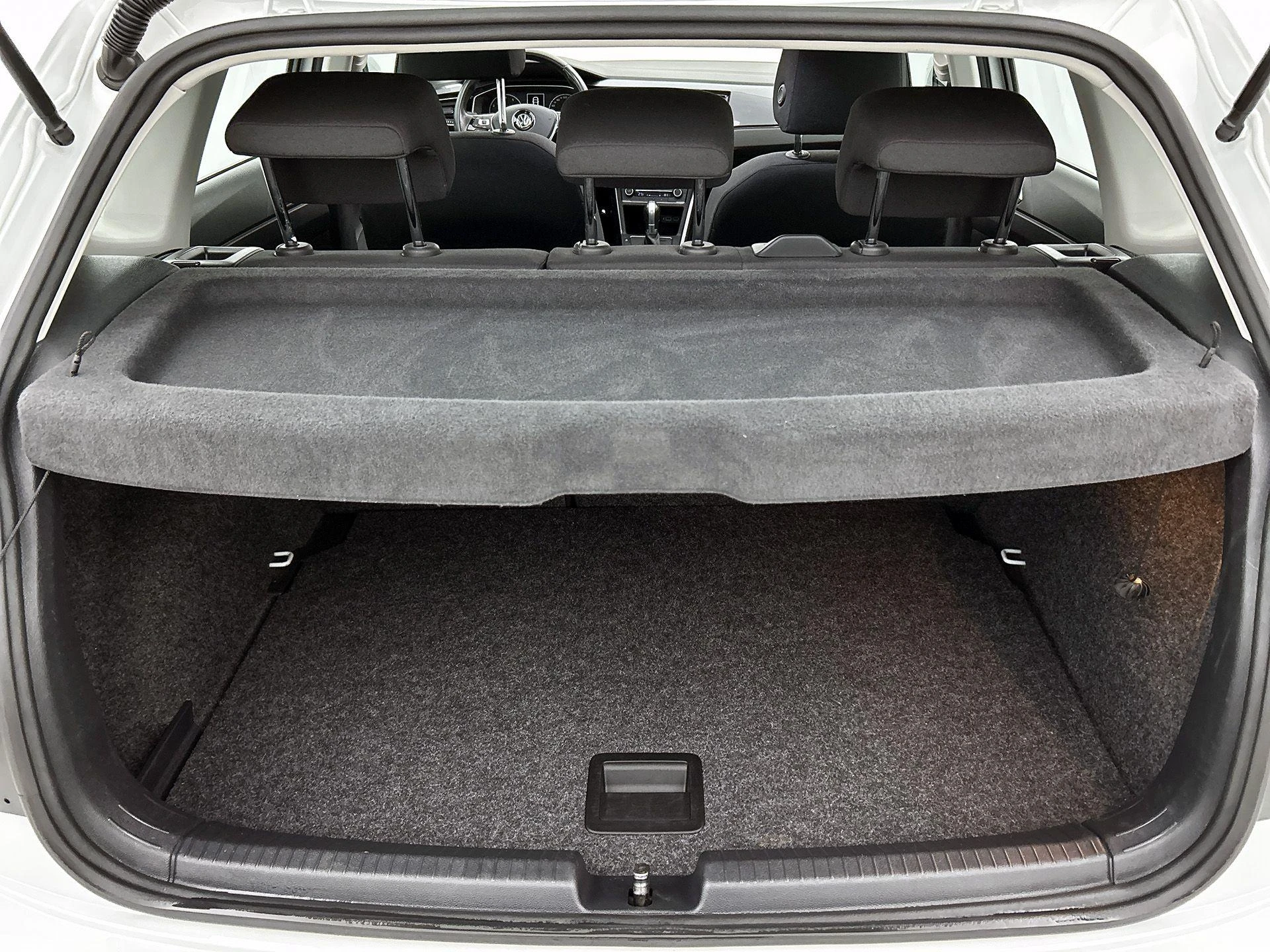 Volkswagen-Polo-image-14