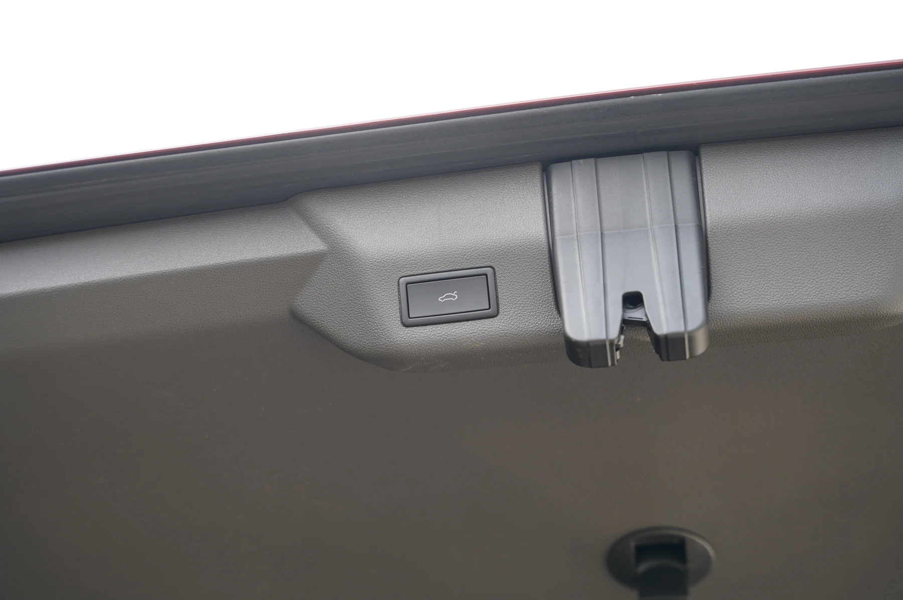 Volkswagen-Multivan-image-30