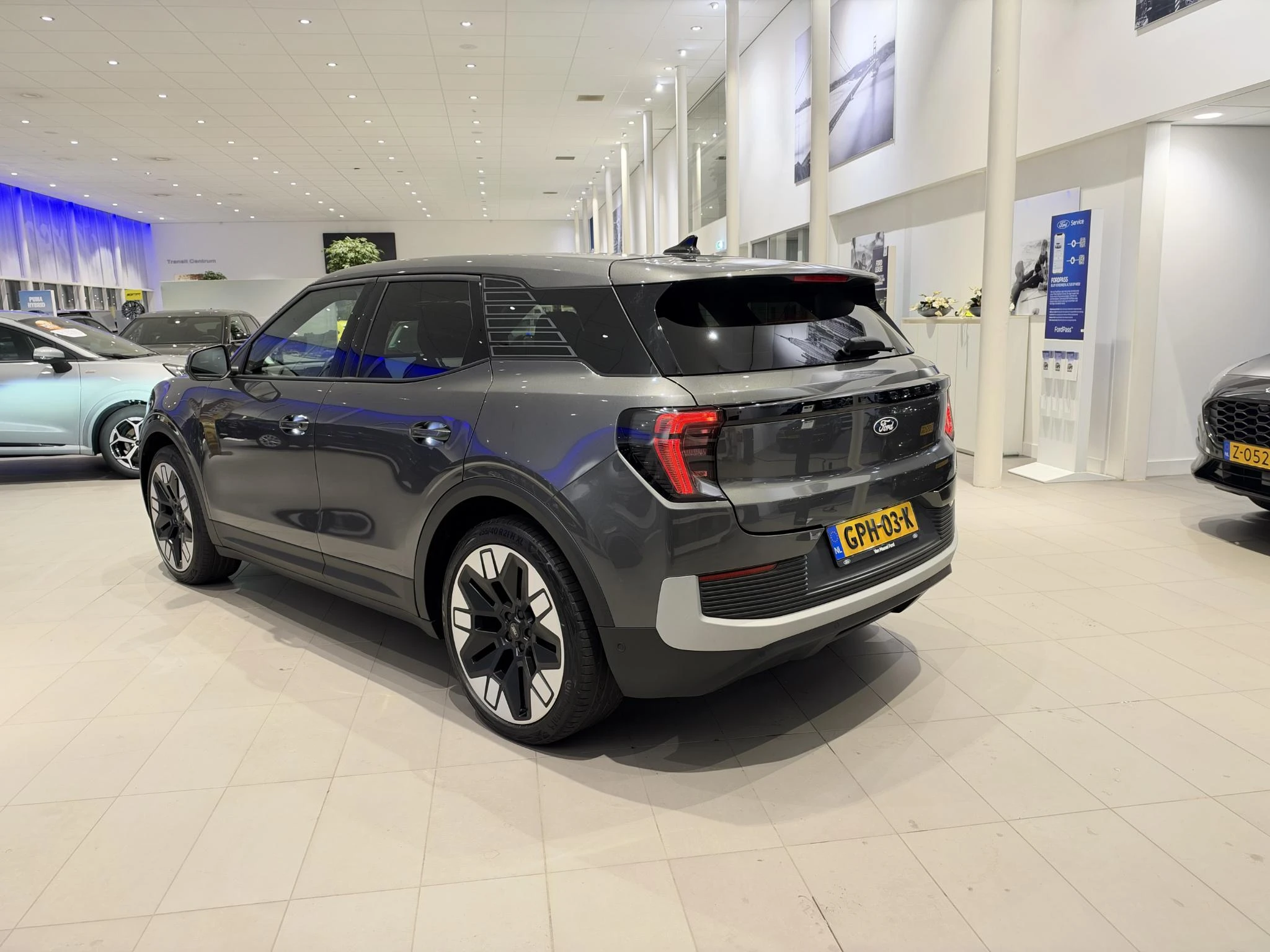 Ford-Explorer-image-2