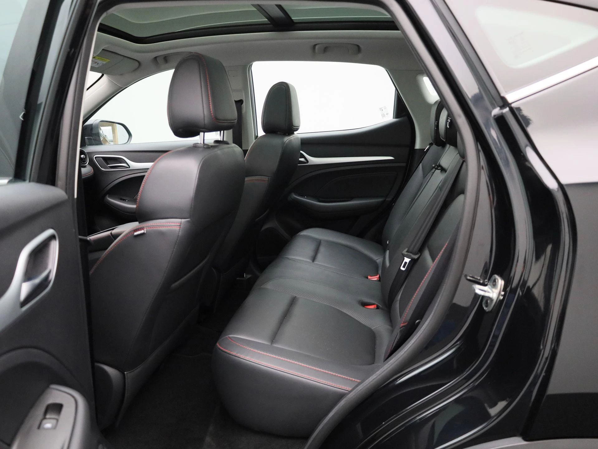 MG ZS EV Long Range Luxury 70 kWh