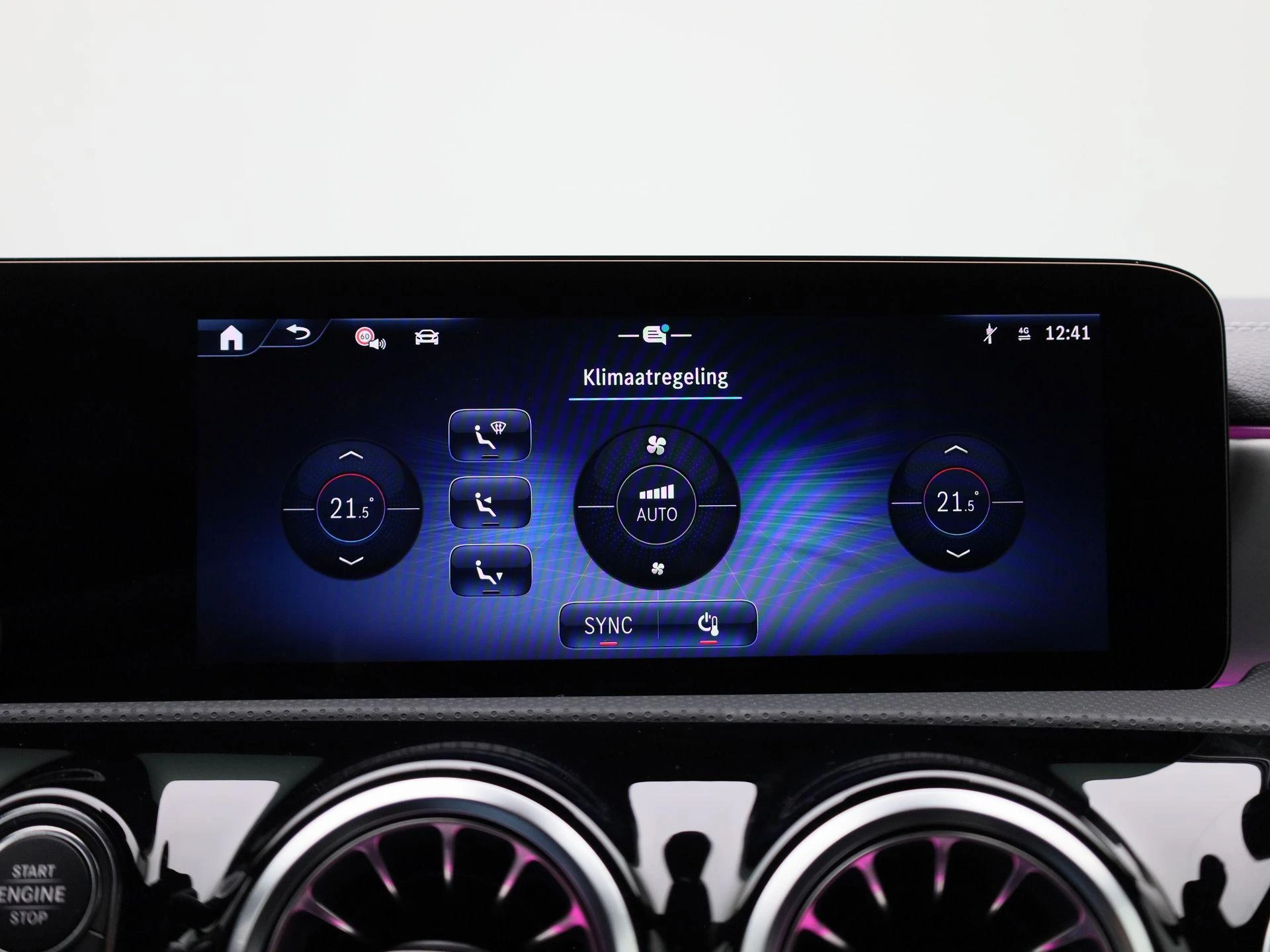 Mercedes-Benz-CLA-image-19
