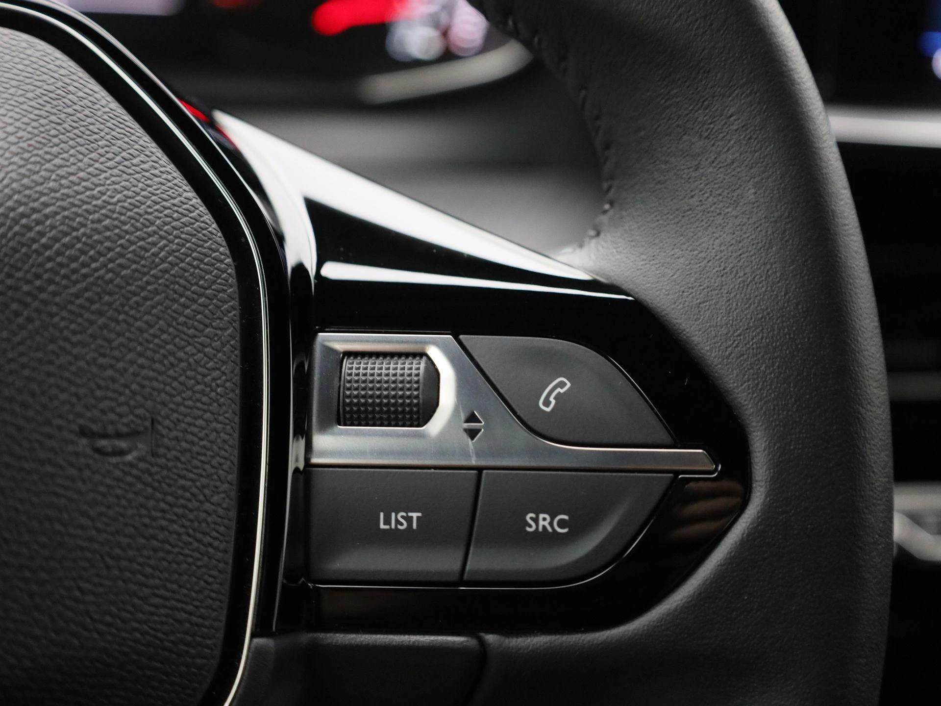 Peugeot 2008 1.2 PureTech Active Pack