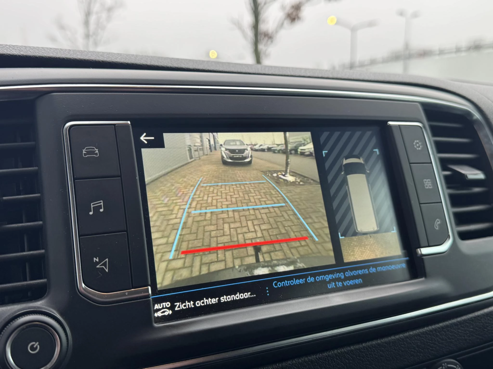 Peugeot-Expert-image-26