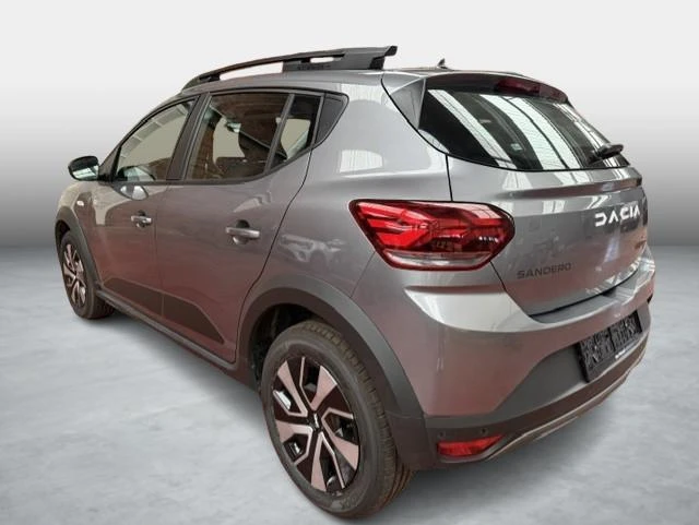 Dacia-Sandero Stepway-image-6